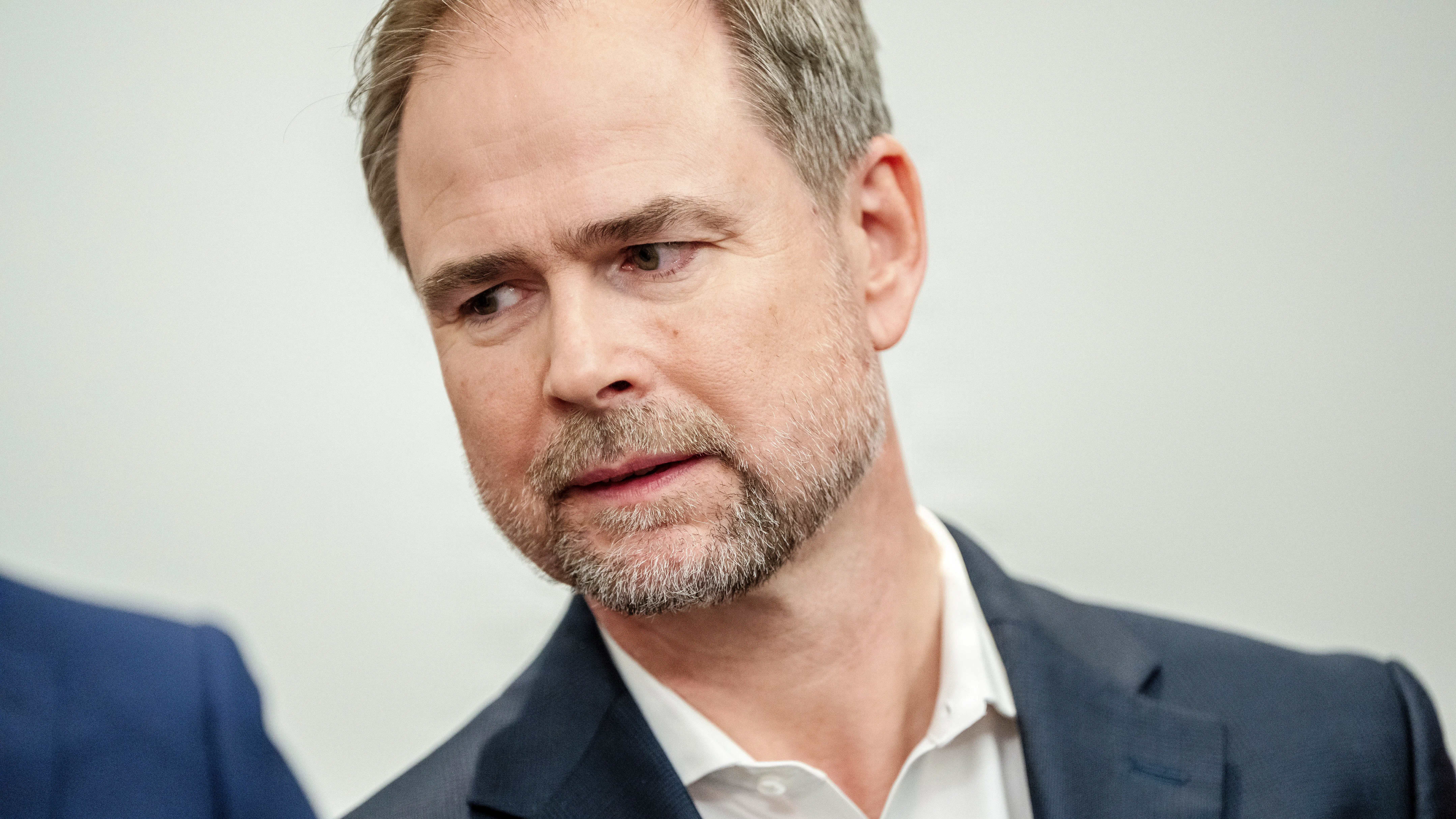Minister udnyttet i falsk tv-skænderi: Misbrugt til svindelnummer