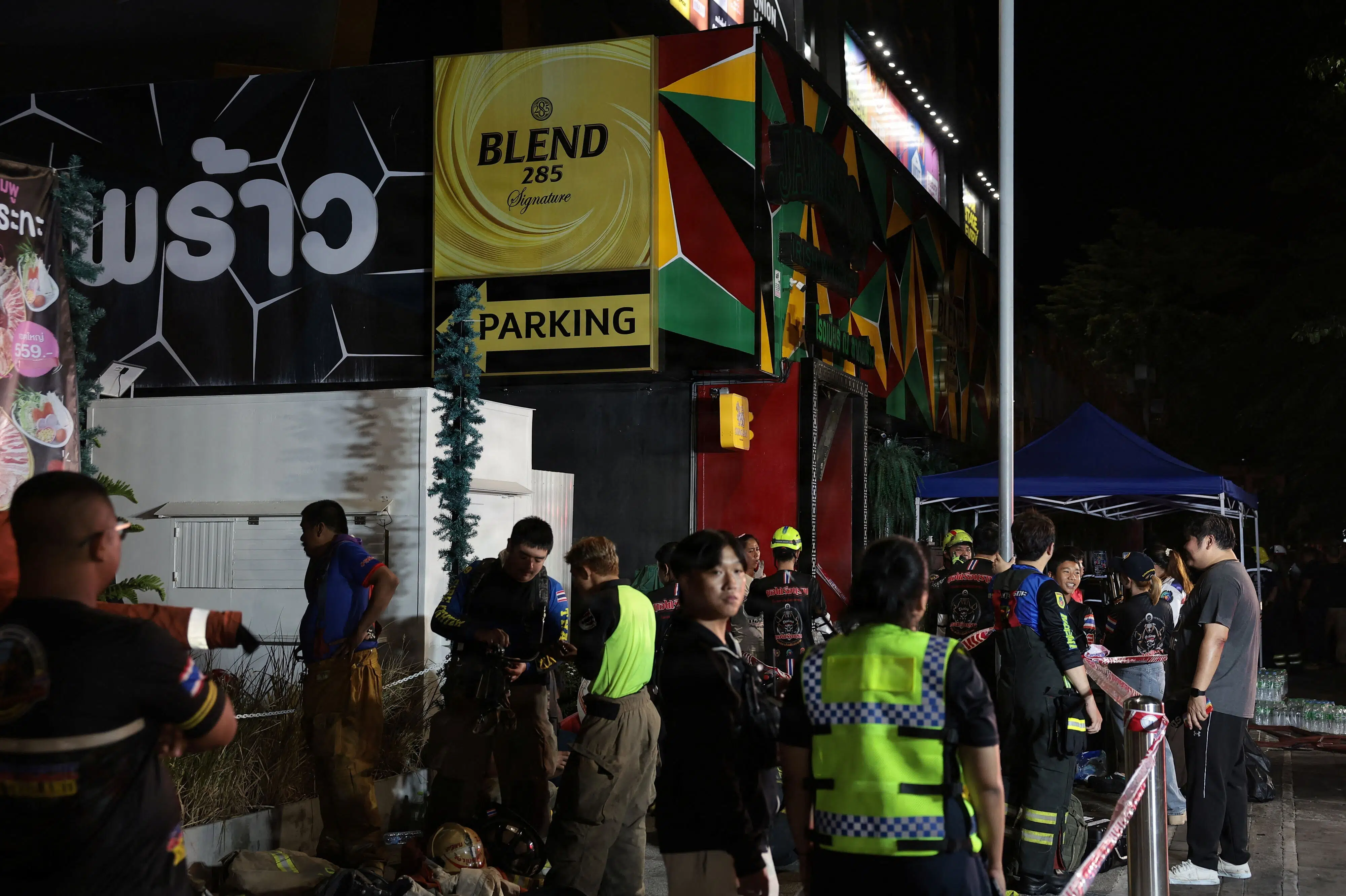 Brand i bar i Bangkok koster mindst 27 livet