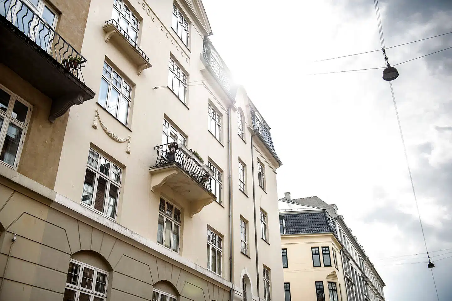 Der er udsigt til, at renterne stiger på andelsboliglån, lyder meldingen fra Jyske Bank.