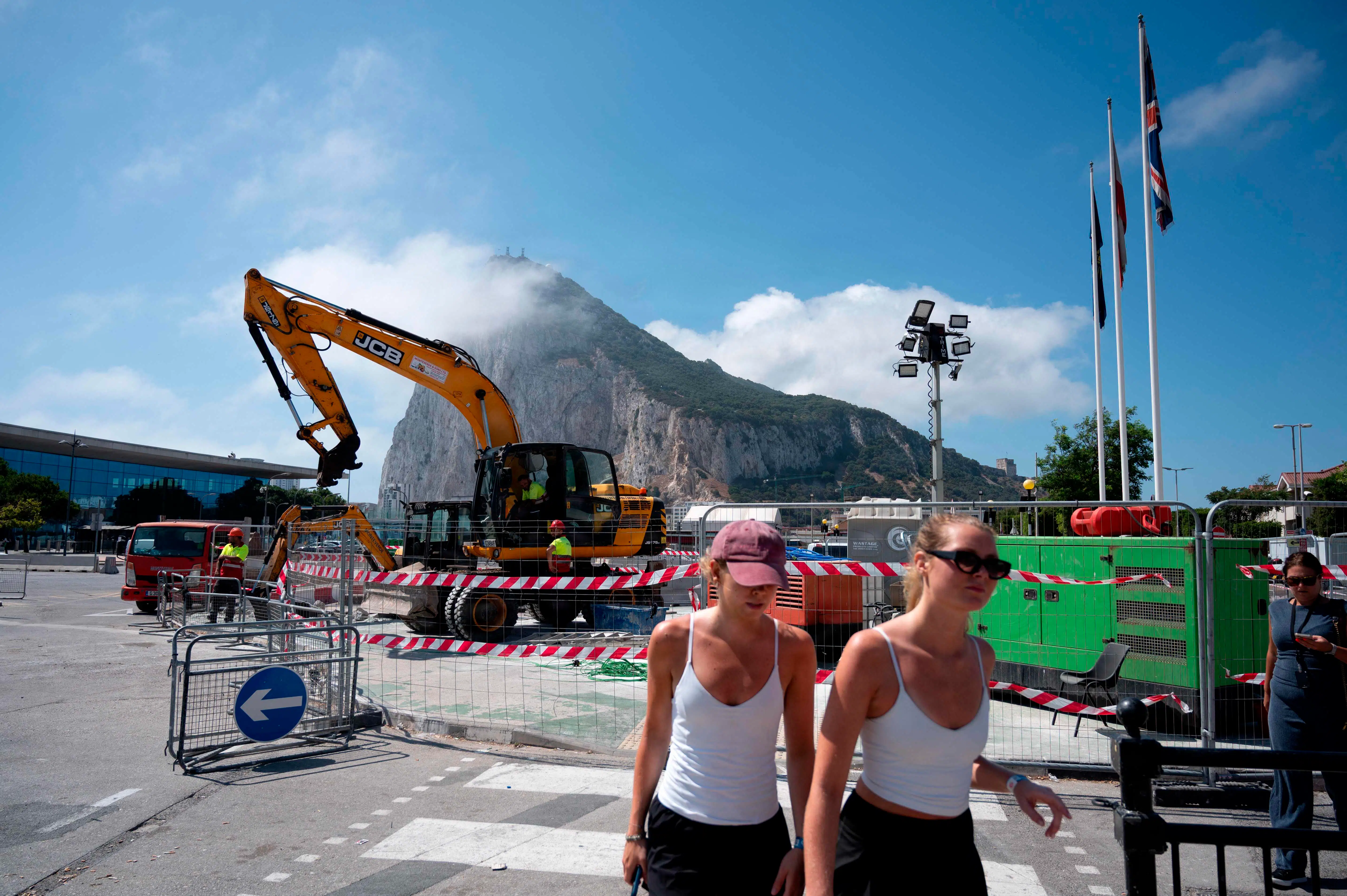 Efter 118 år fjernes grænsehegnet mellem Gibraltar og Spanien