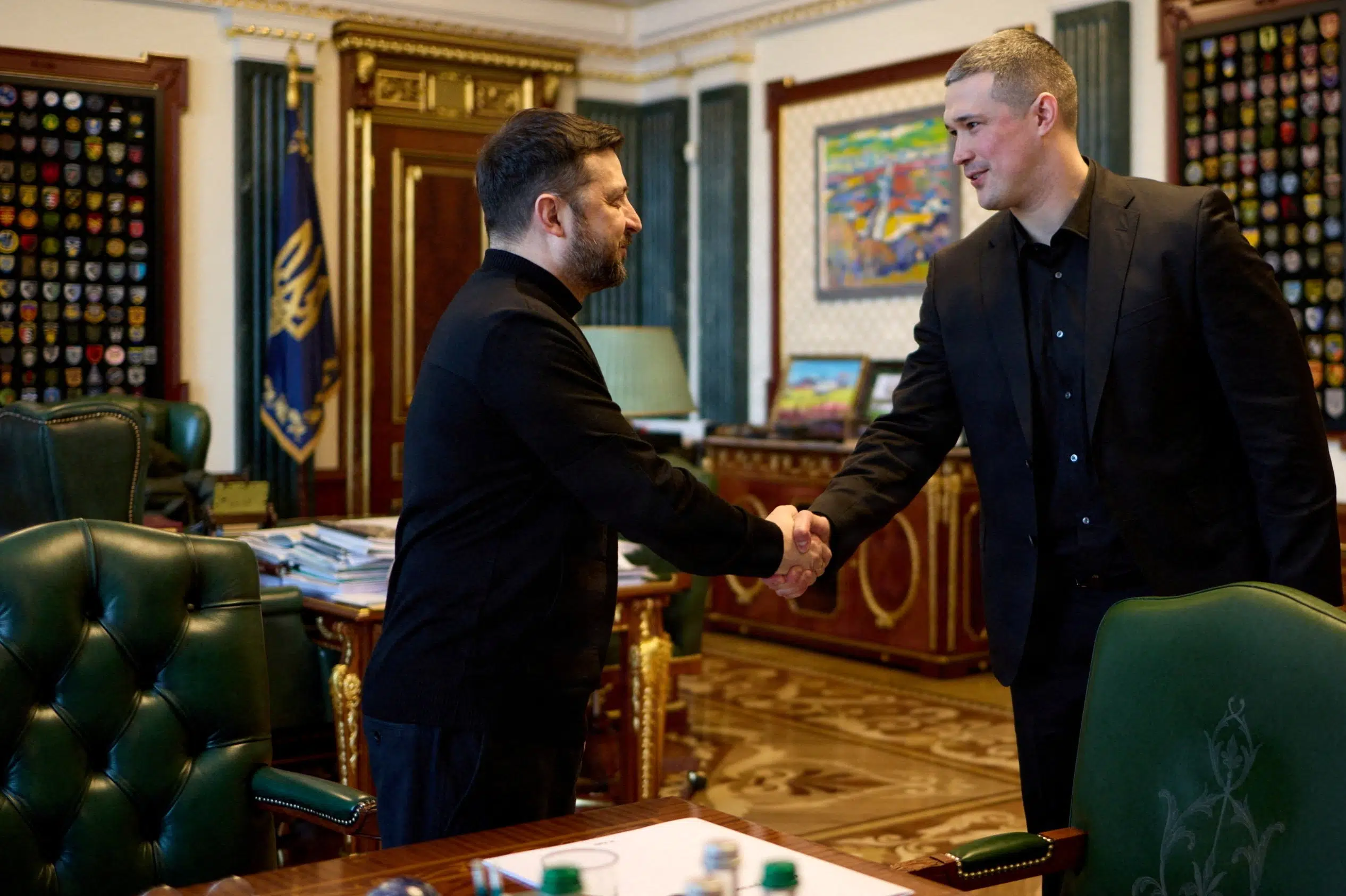 Ukraines forsvarsminister stopper efter regeringsrokade