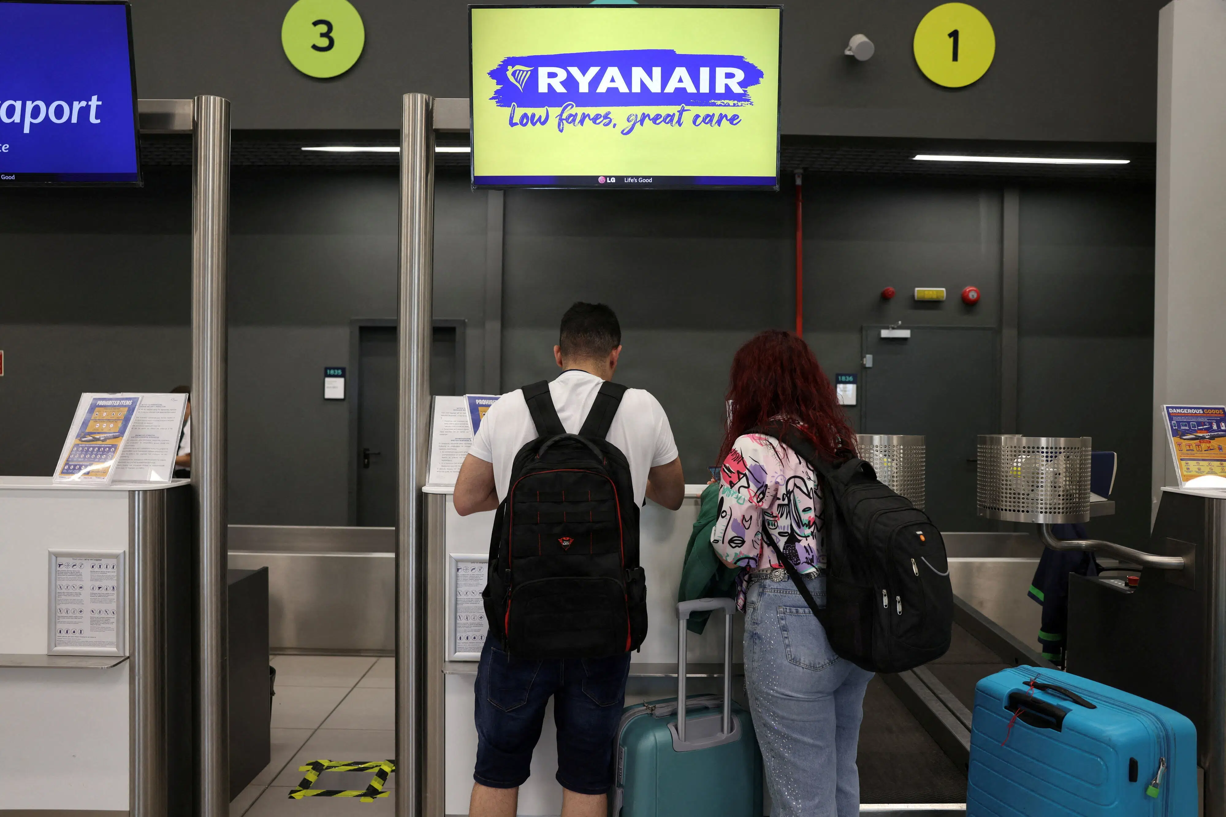Dyrere brændstof æder en bid af Ryanairs overskud