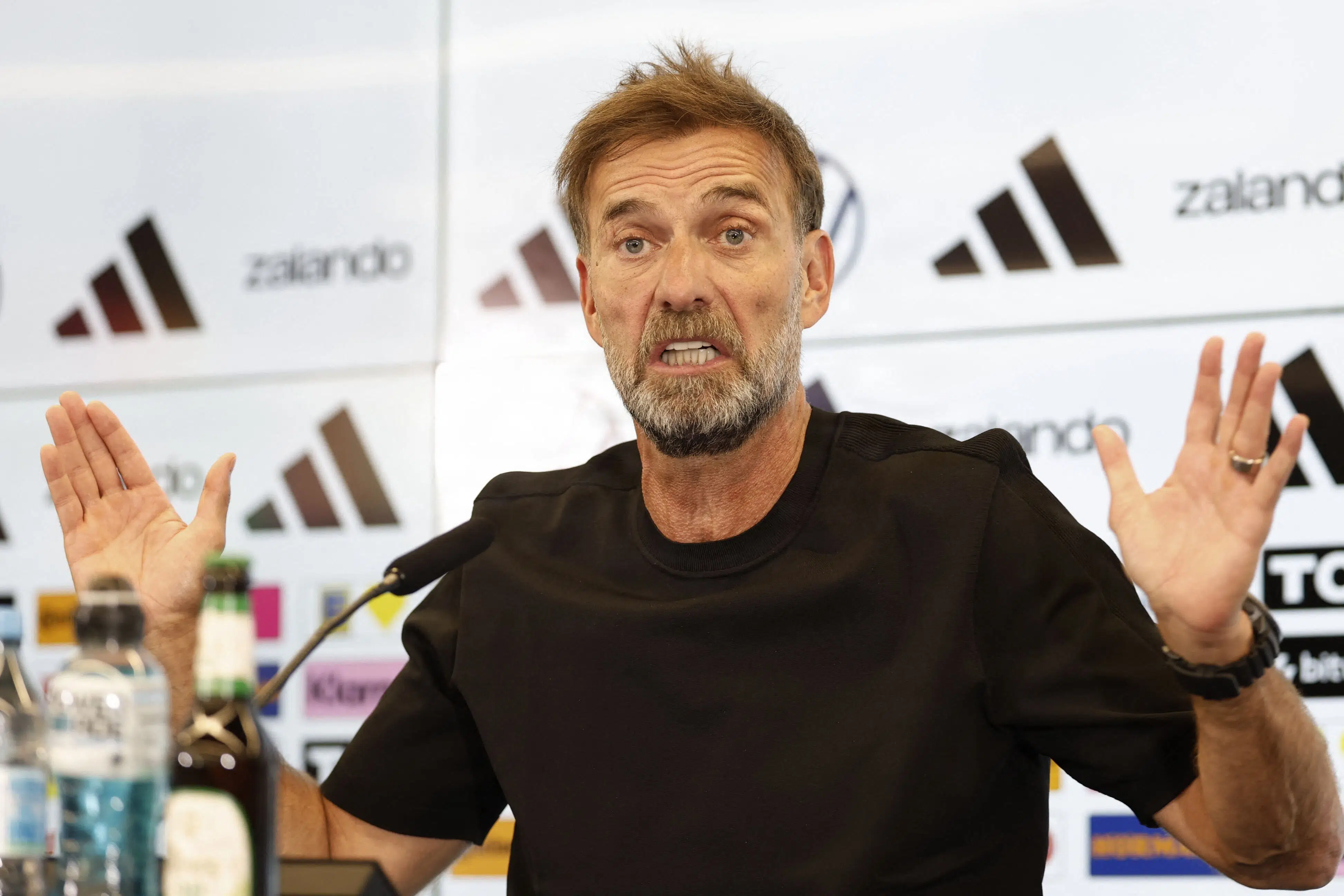 Klopp lover sprudlende fodbold og advarer pressen