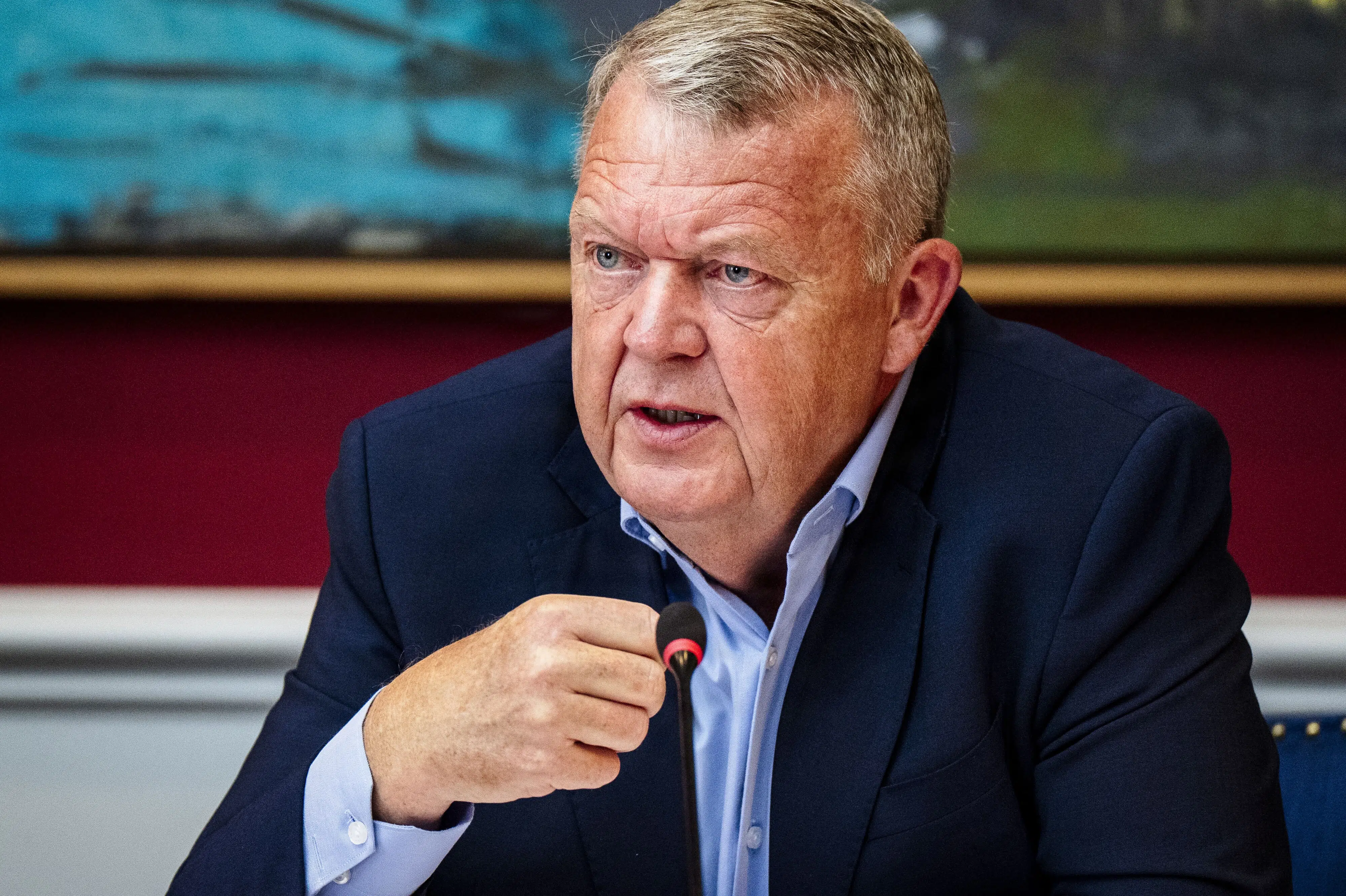 Løkke fordømmer russisk angreb på lettisk konsulat i Ukraine