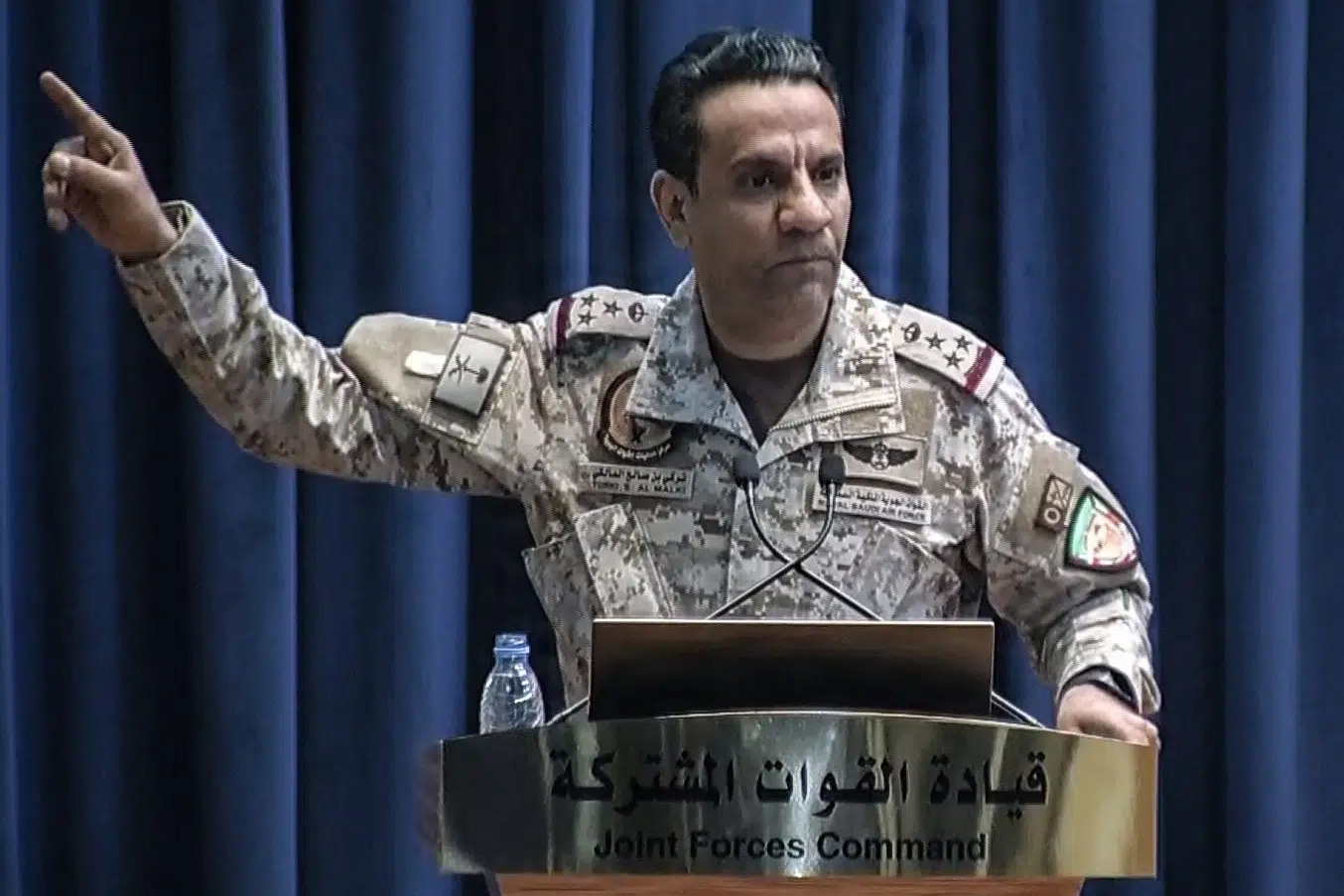 Saudisk-ledet militærkoalition angriber houthi-mål i Yemen