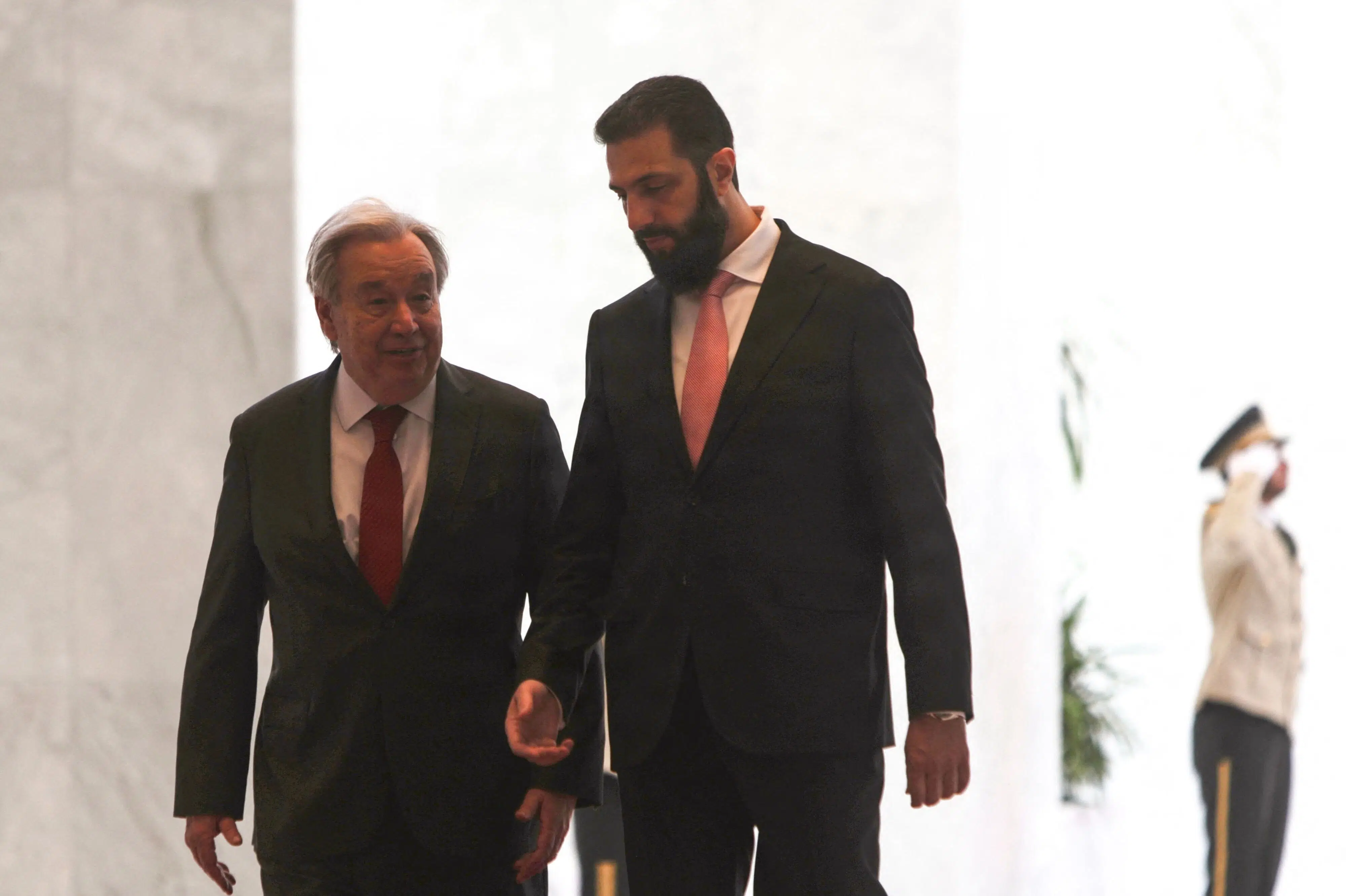 UN chief wants sanctions against Syria removed