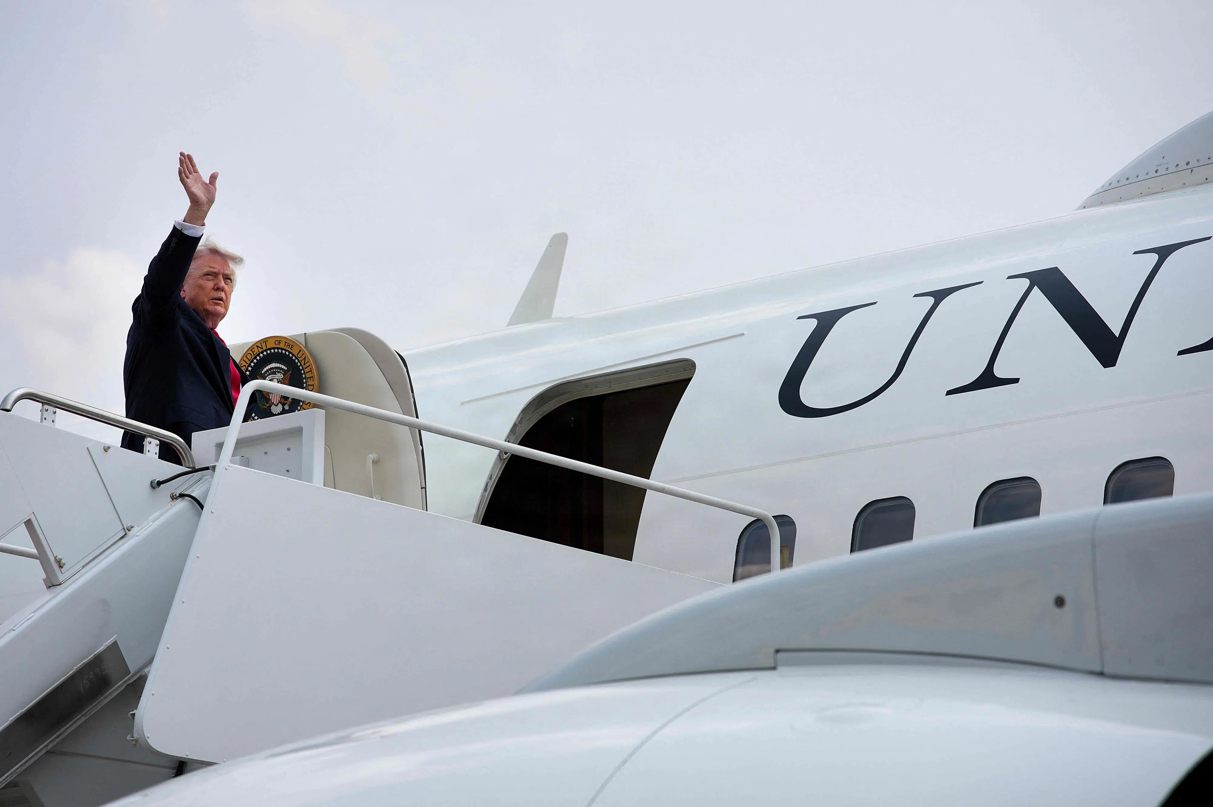 Trump vil spørge Putin om russiske satellitter hjælper Iran