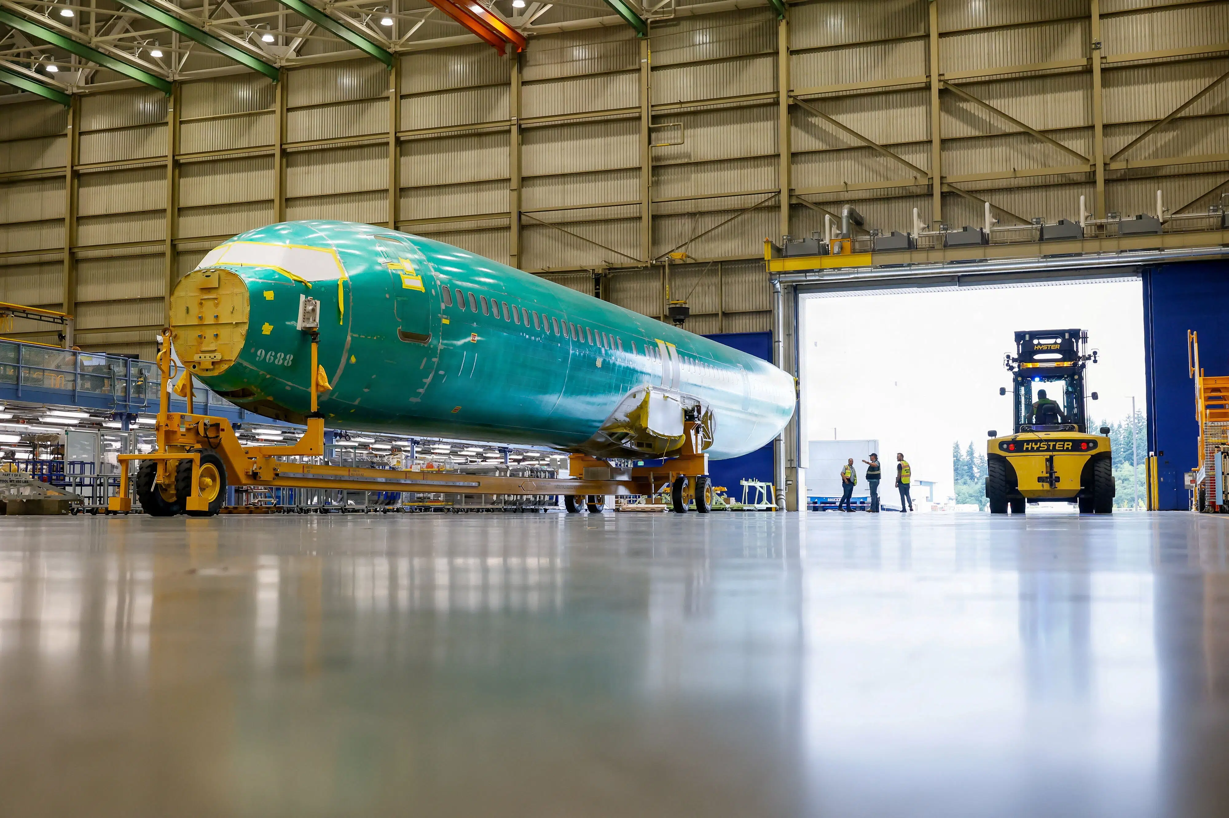 Luftfartsmyndighed vil undersøge 453 Boeing-fly efter monteringsfejl