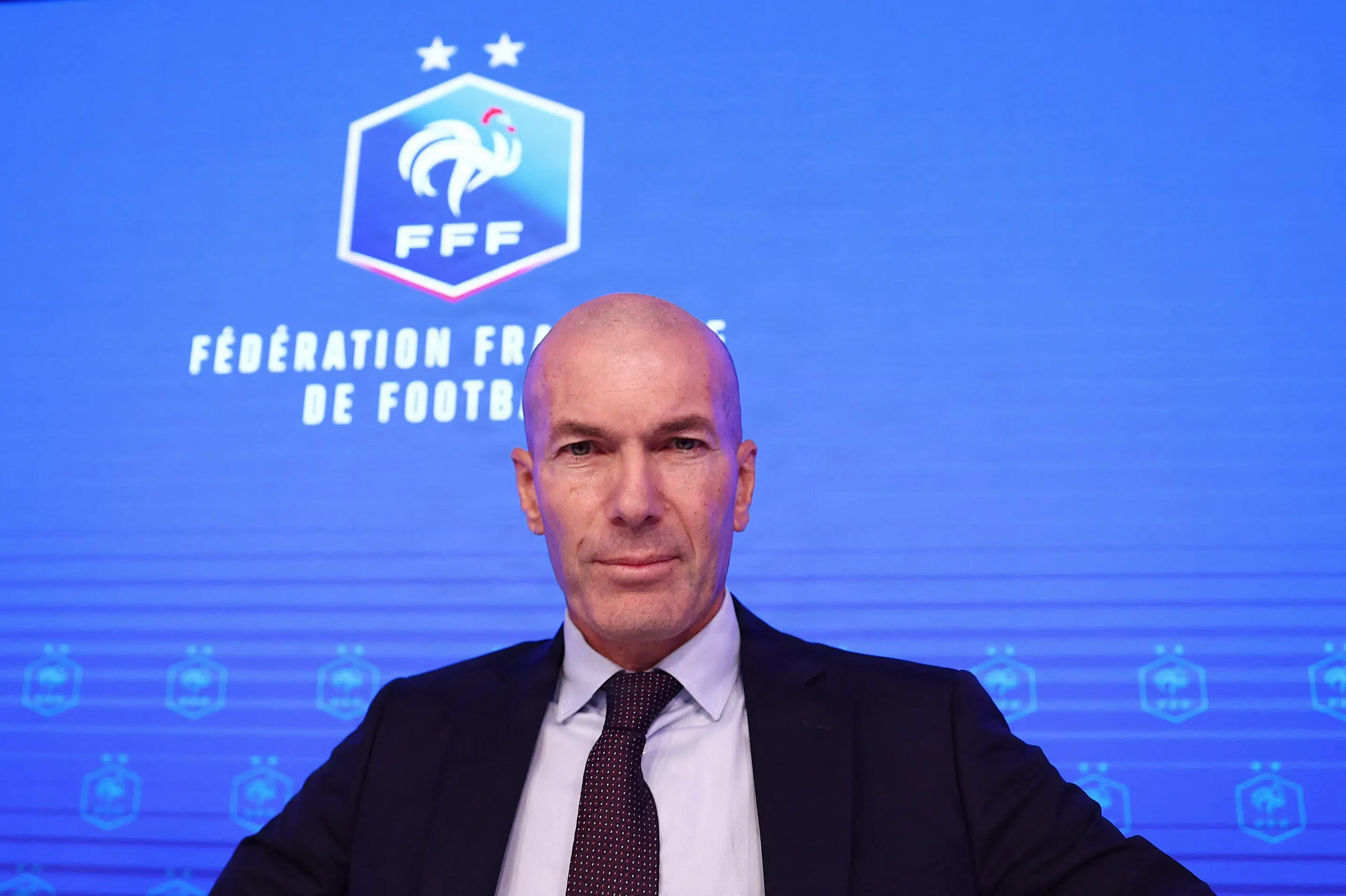 Zinedine Zidane bliver landstræner for Frankrig frem til 2030