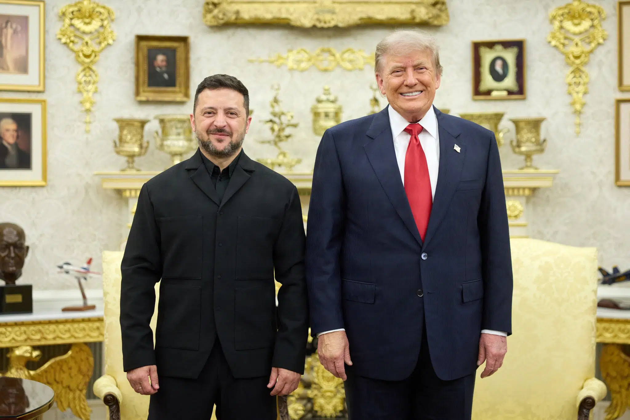 Bag facaden på Zelenskyjs møde med Trump: Vigtig detalje afslører et markant kursskifte