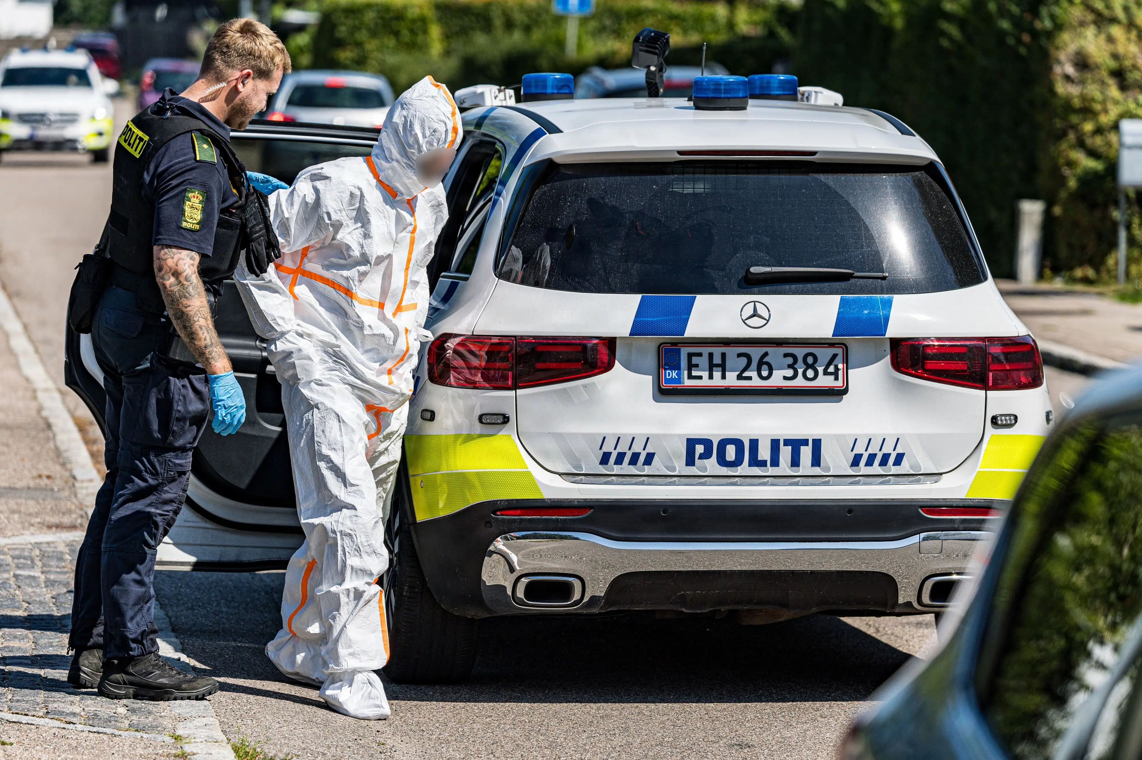 Politi affyrer skud efter forsøg på påkørsel af politifolk i Taastrup