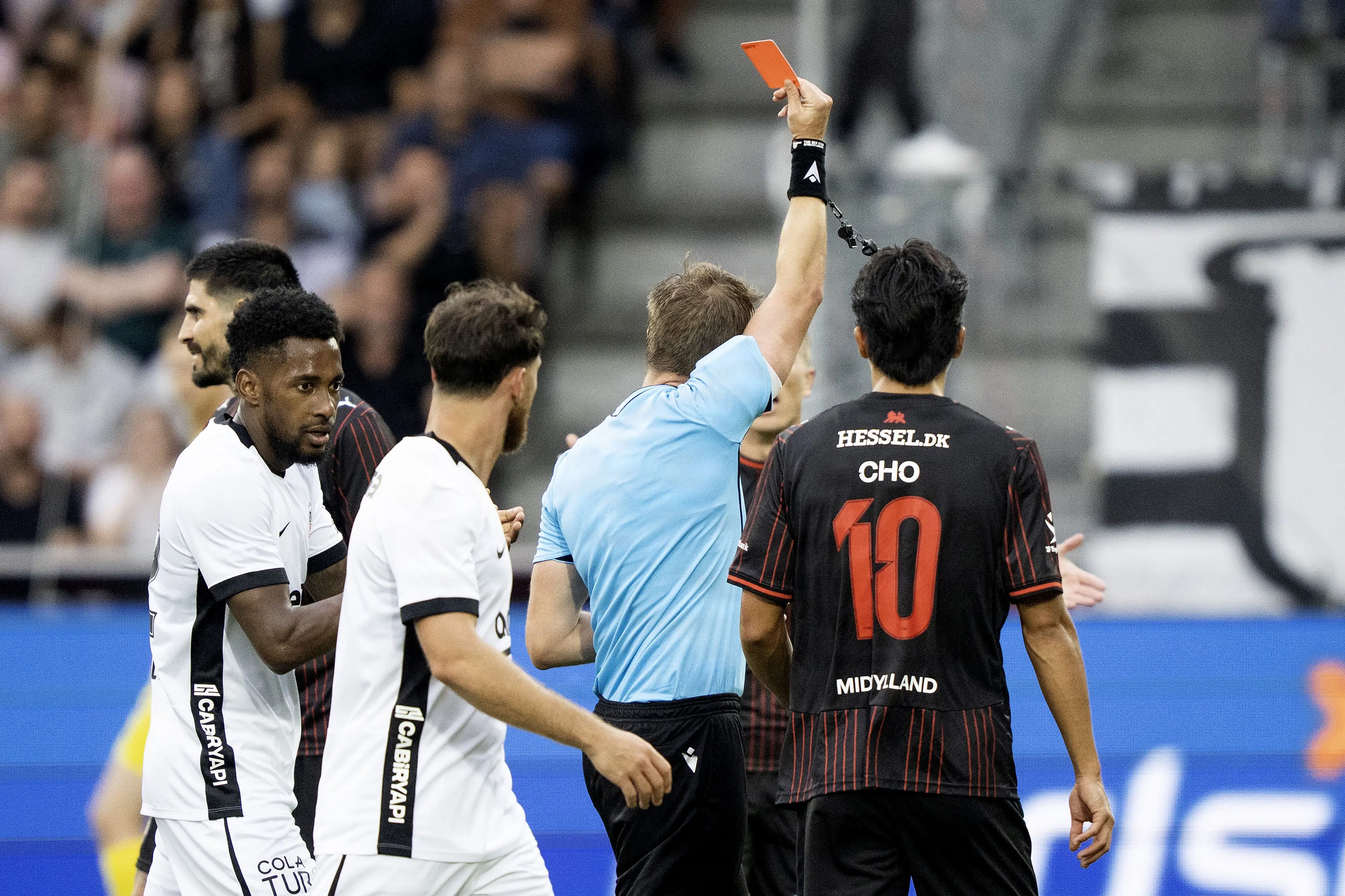 FCM'ere ærgrer sig over 100 minutter i undertal mod Besiktas