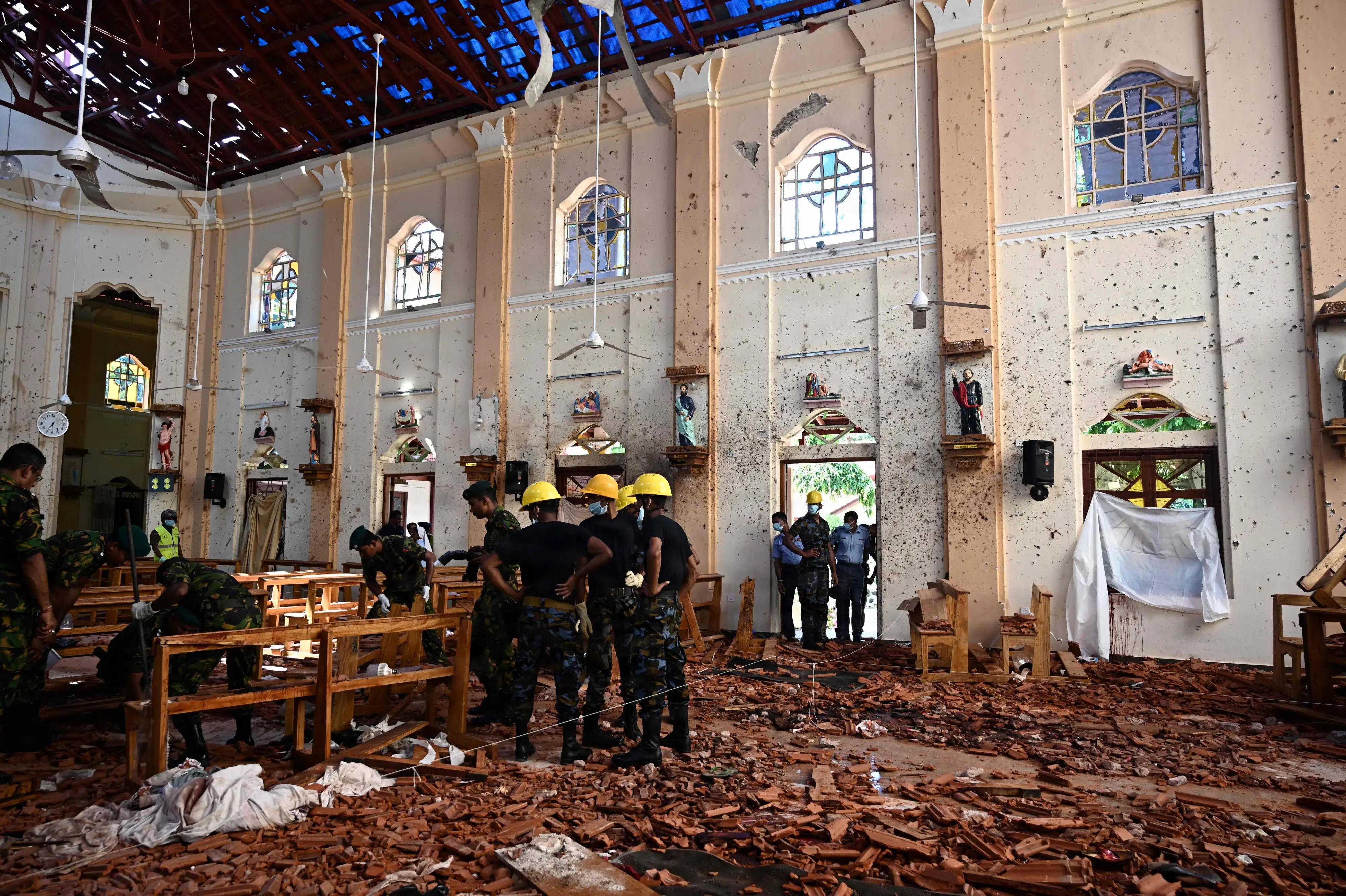 Eksembedsmænd er dømt til døden i Sri Lanka efter påskeangreb i 2019
