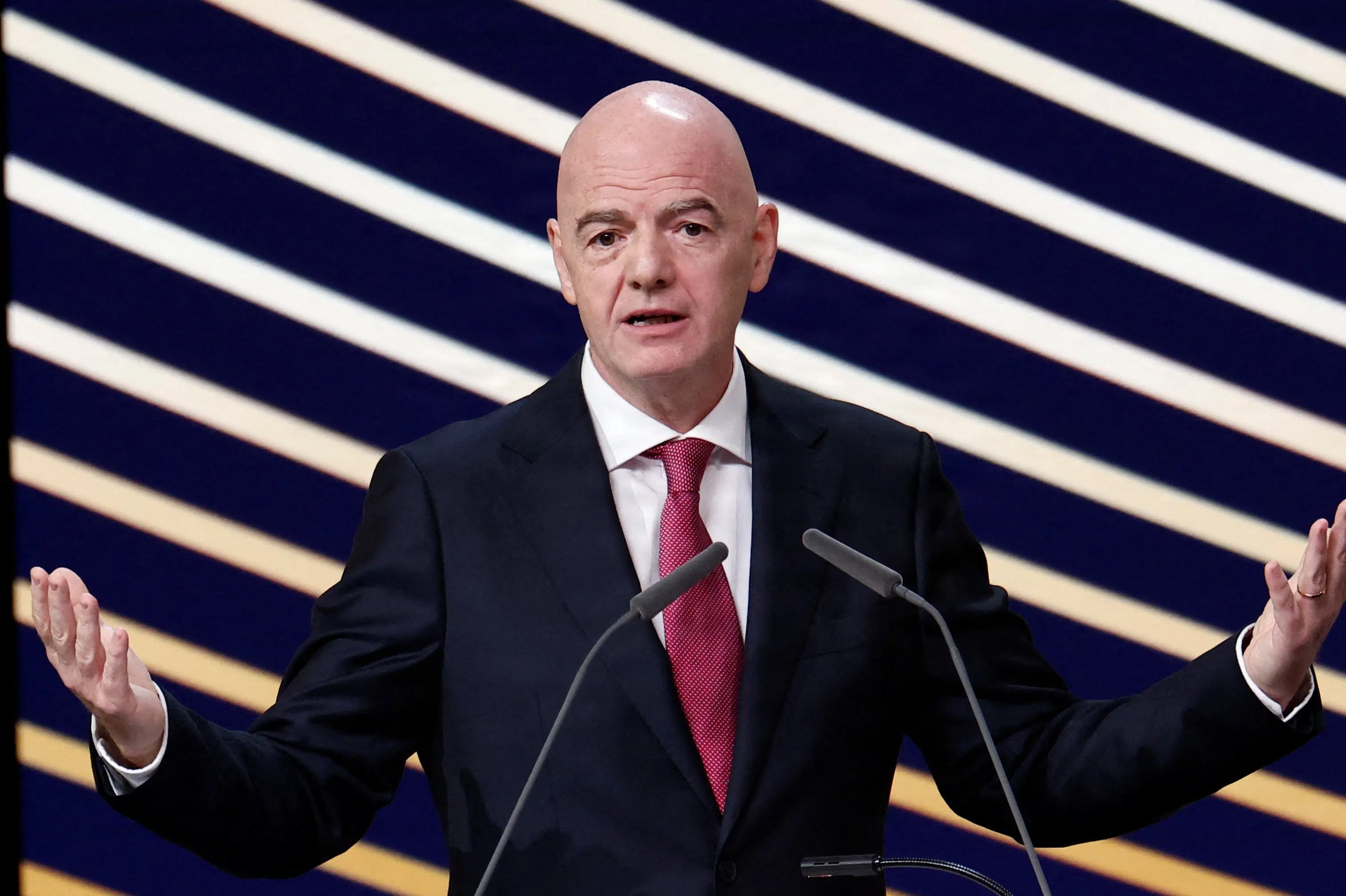 Uefa erklærer mistillid til Fifa-præsident