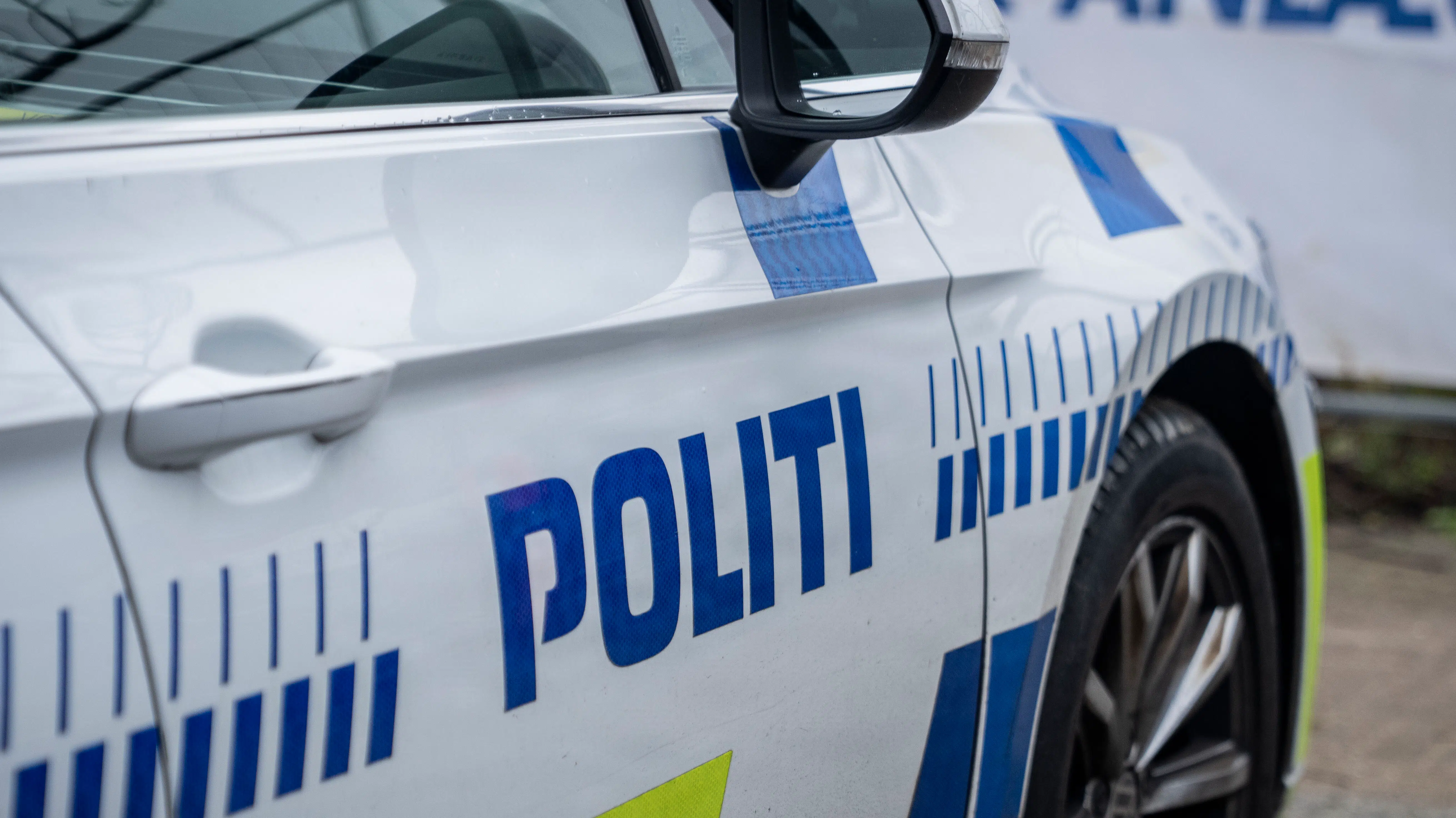 Flere hundrede meter spærret: Politi undersøgte mistænkeligt forhold
