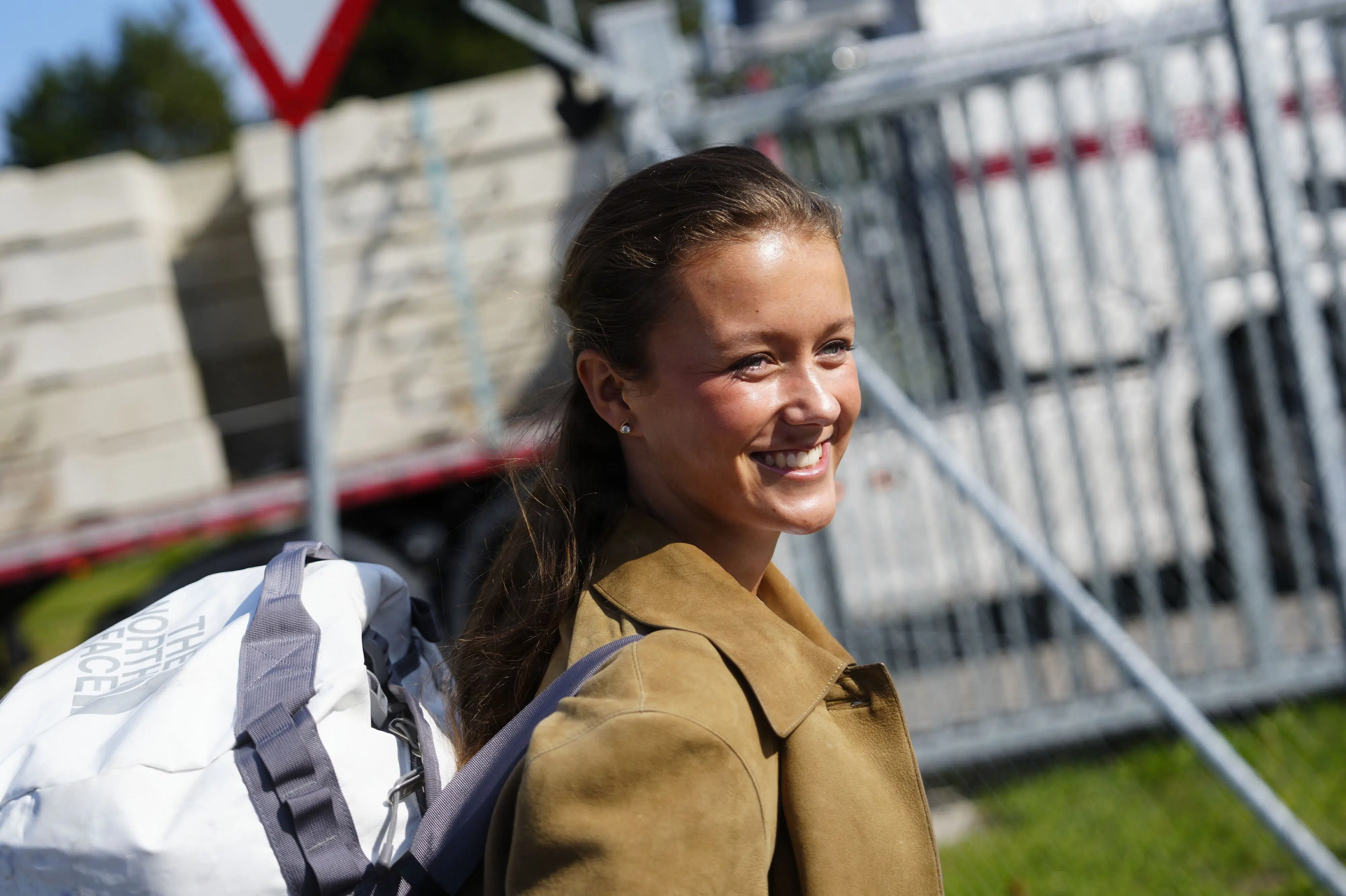 Prinsesse Isabella ankommer til kaserne forud for værnepligt