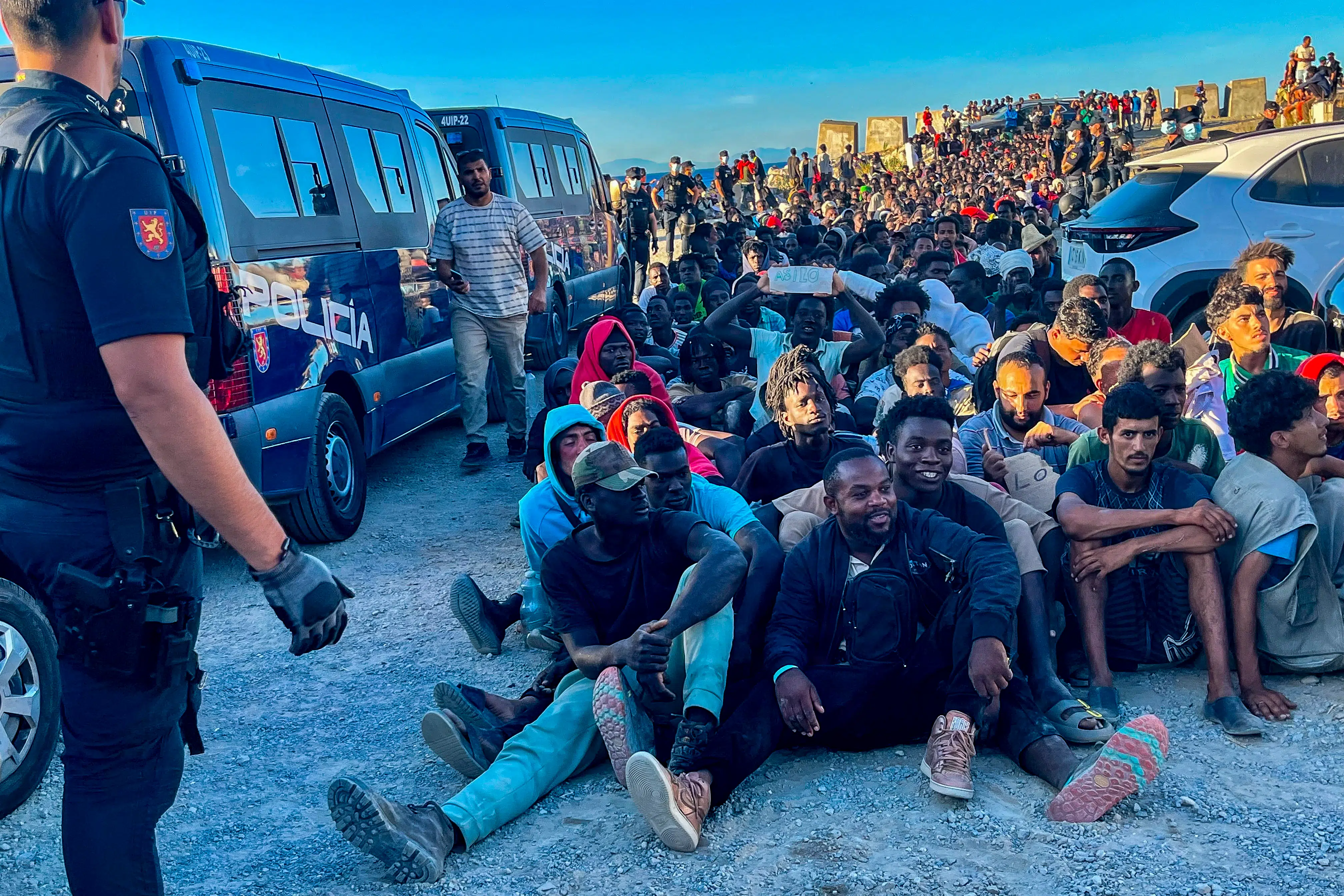 Regeringspartier splittede om situationen i Ceuta: »Man skal tage luft ind«