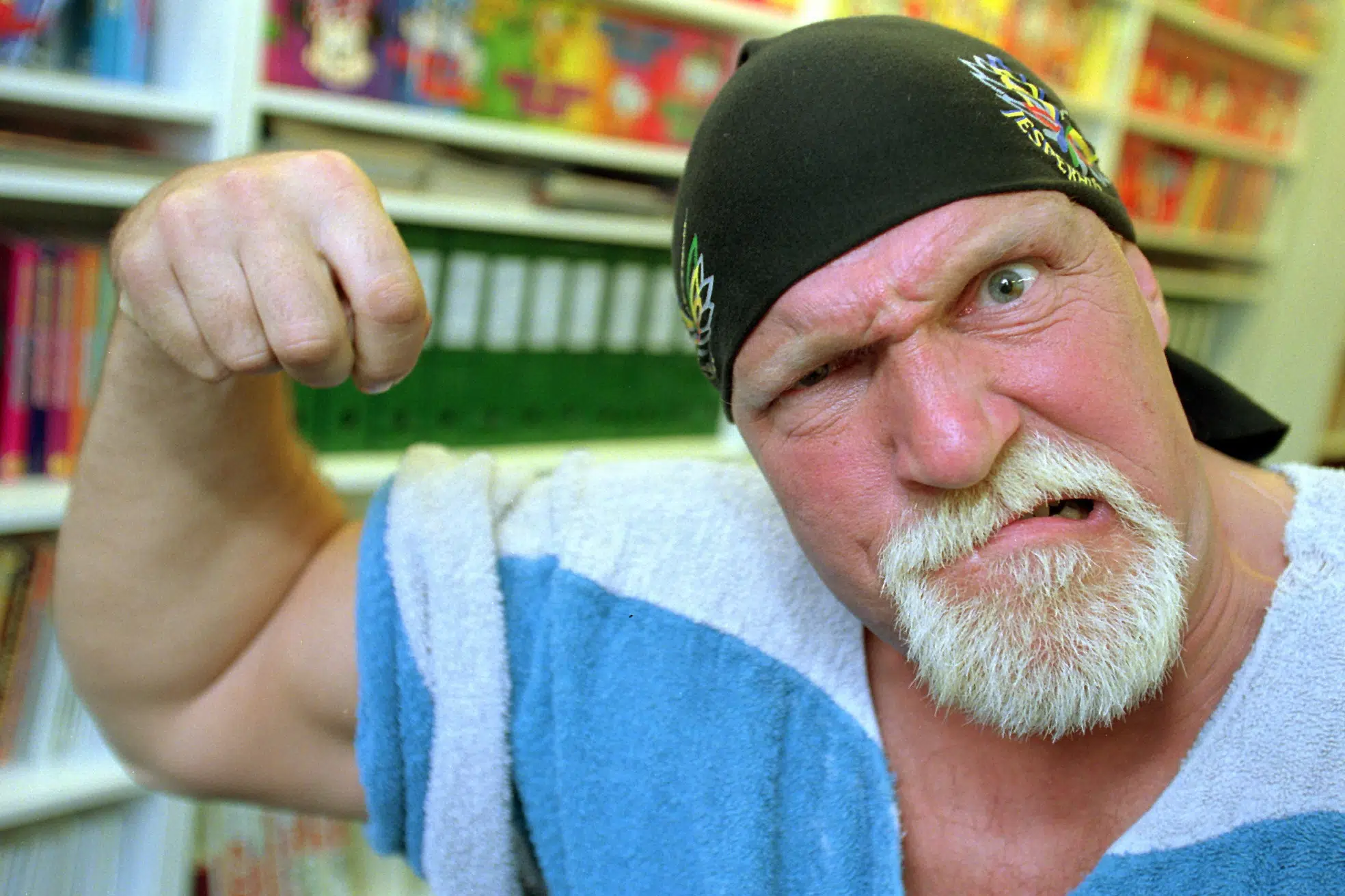 Tidligere wrestler og entertainer Asbjørn Riis er død - 69 år