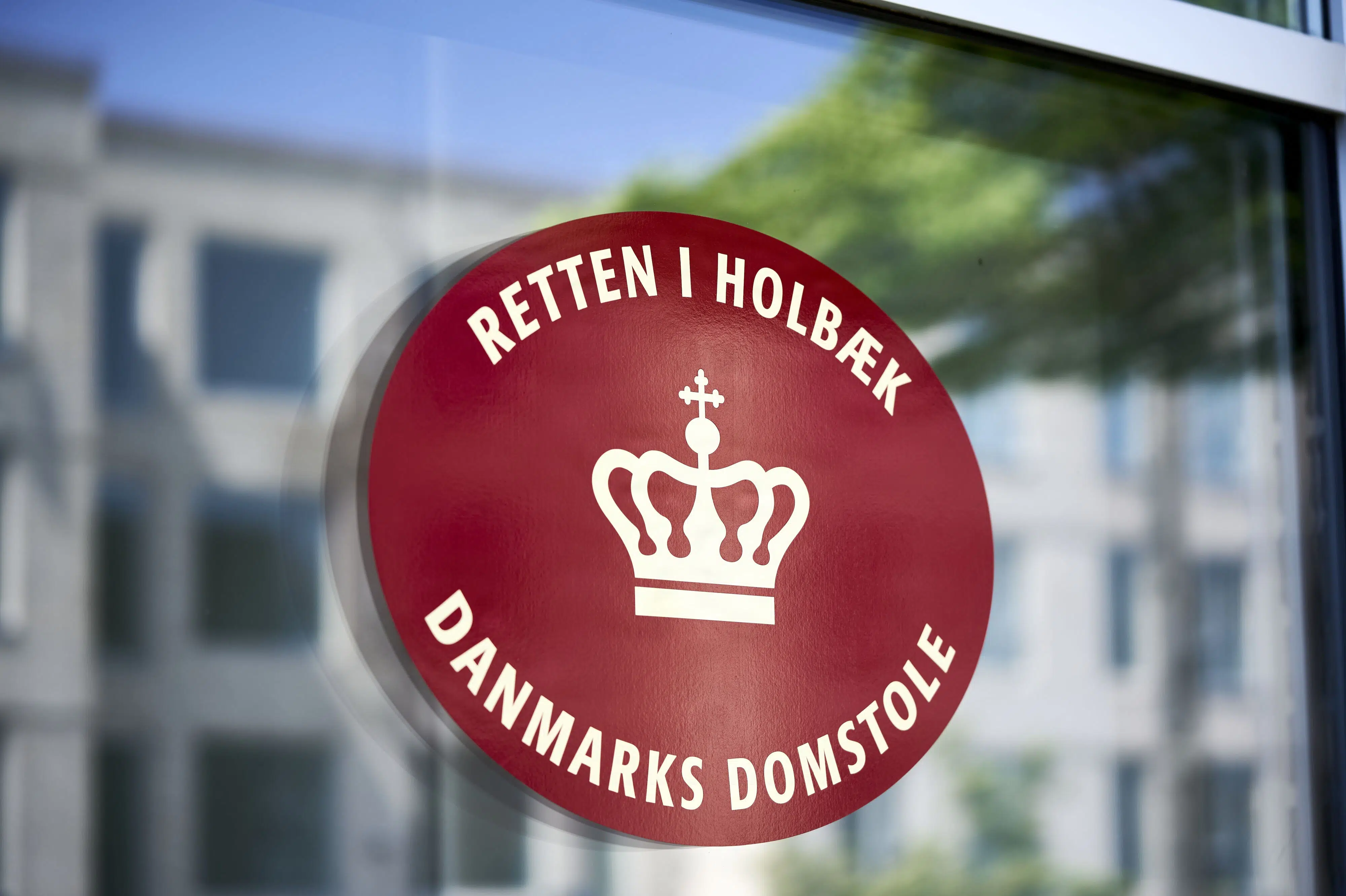 Mor og datter tiltalt for kokainsmugling med børn i bilen