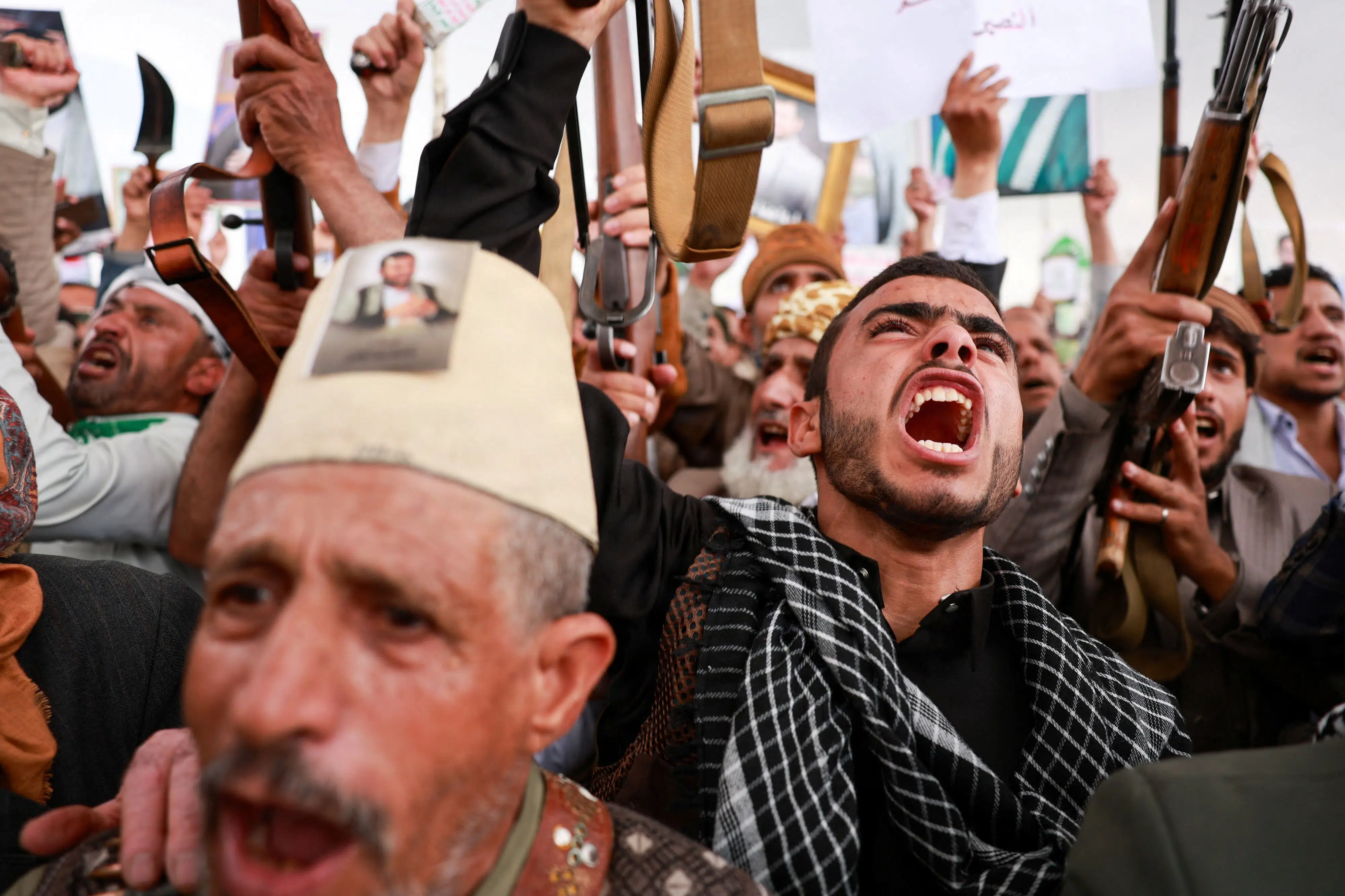 Mindst 38 soldater dræbt i houthiernes angreb i Yemen