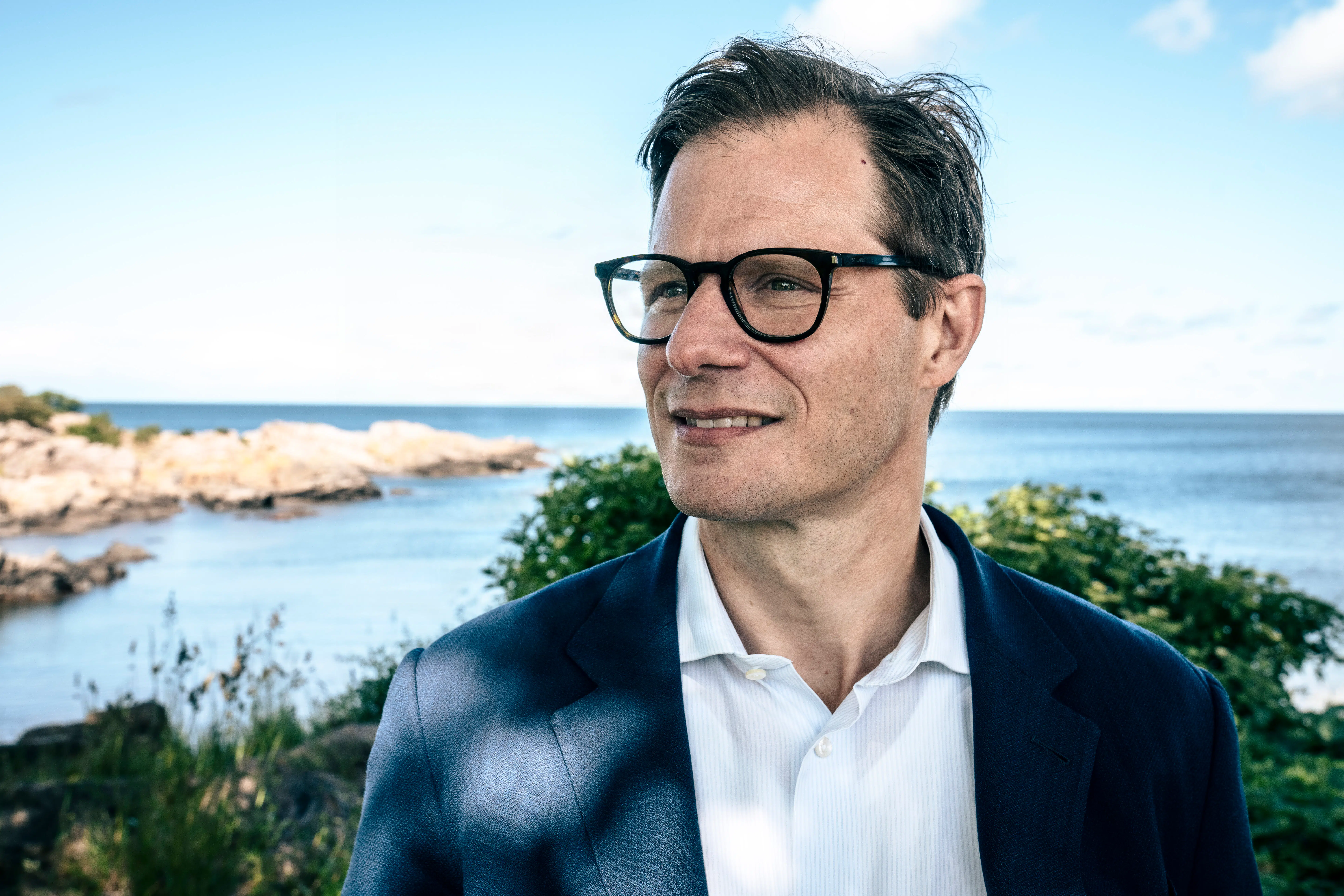 Hurra, sommeren er snart slut – og vi slipper for latterlige sommerhilsner fra Egeriis, Aarup og Doustdar