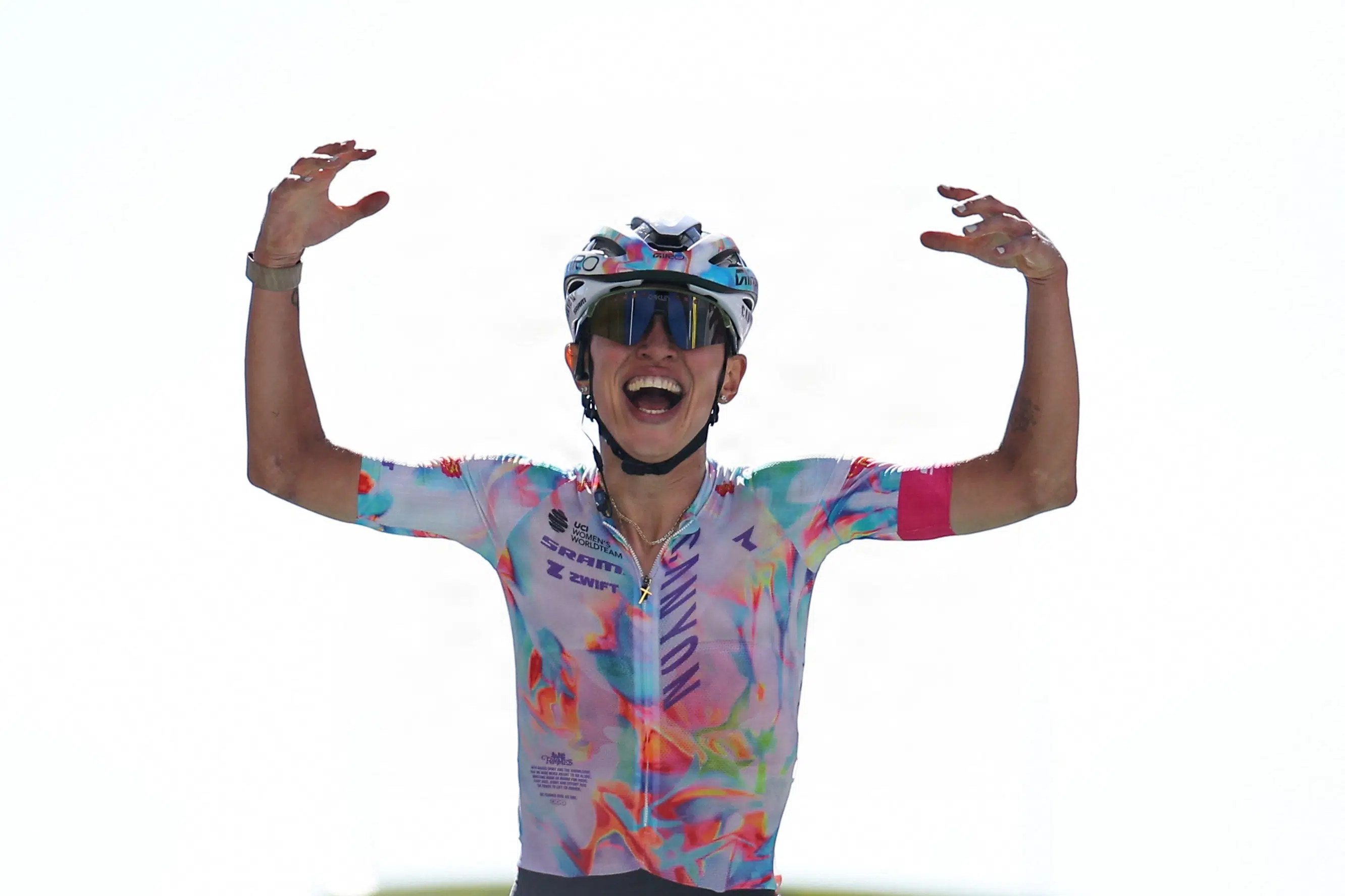 Polak vinder og går i gult på mytiske Mont Ventoux