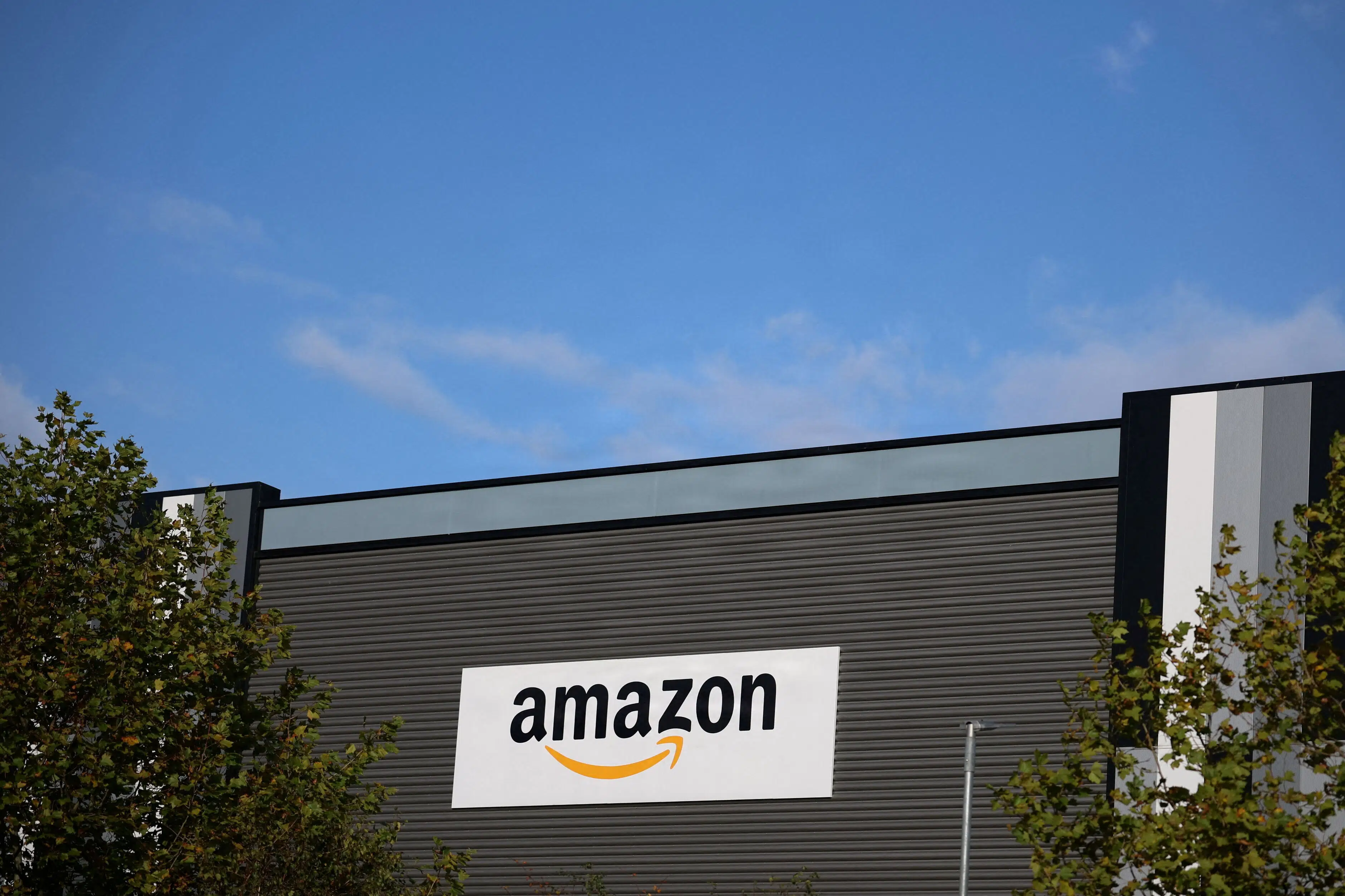 Amazon betaler for enormt CO2-udledende gaskraftværk