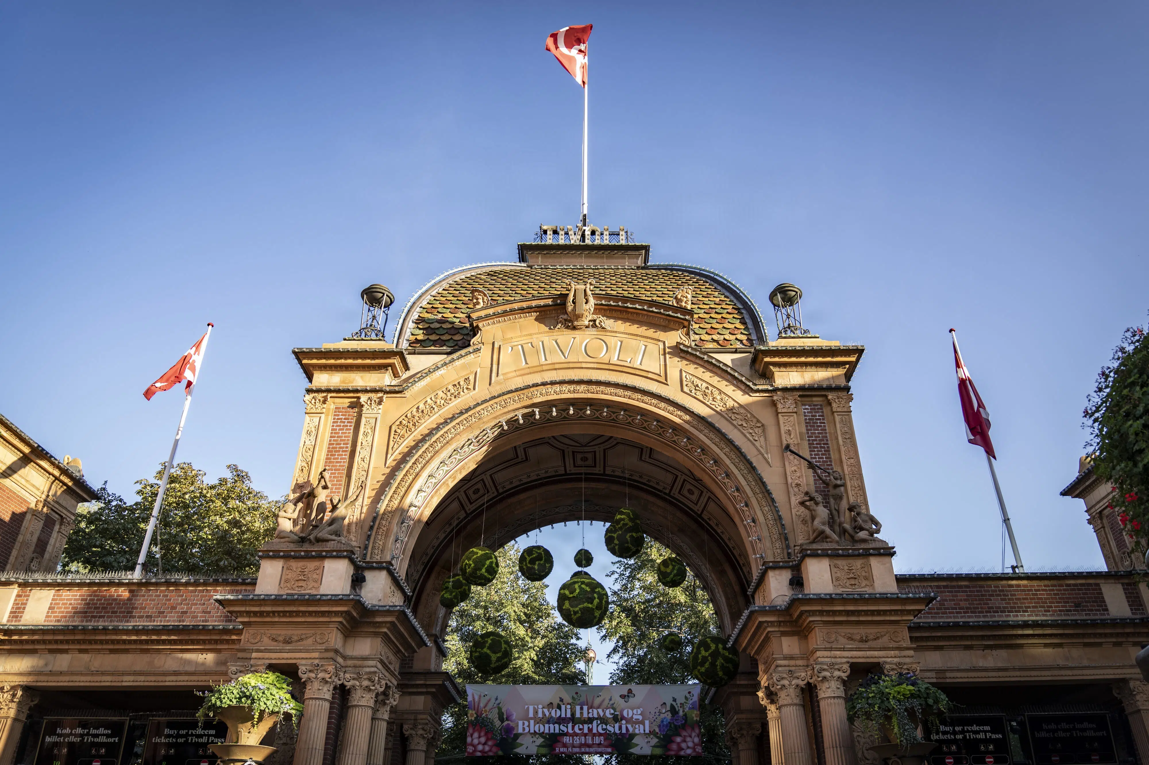 Udsendte soldater og deres familier får fri entré til Tivoli på flagdag
