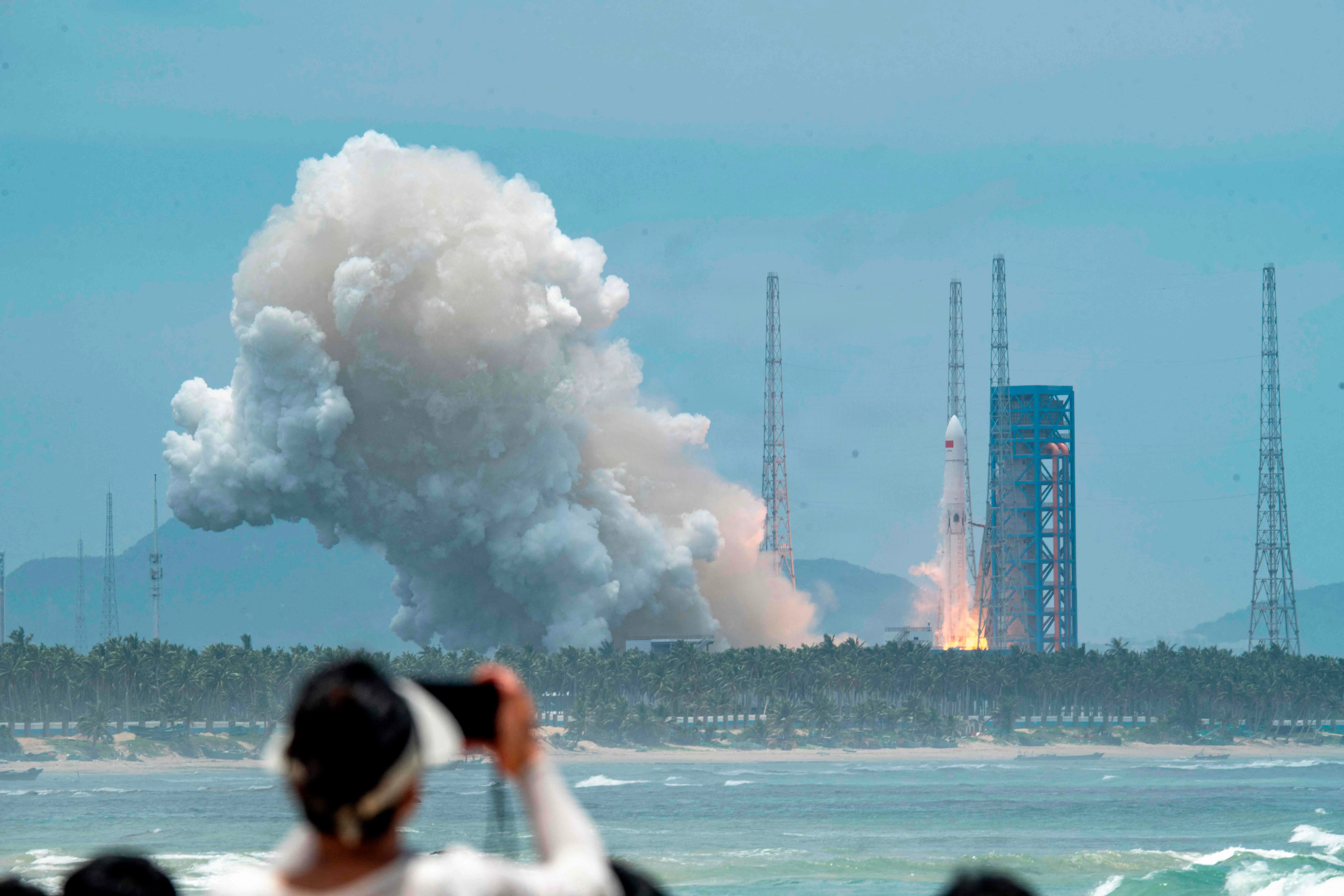 Kinesisk raketgennembrud truer Elon Musks rumimperium: »Virkelig alvorlig konkurrent«