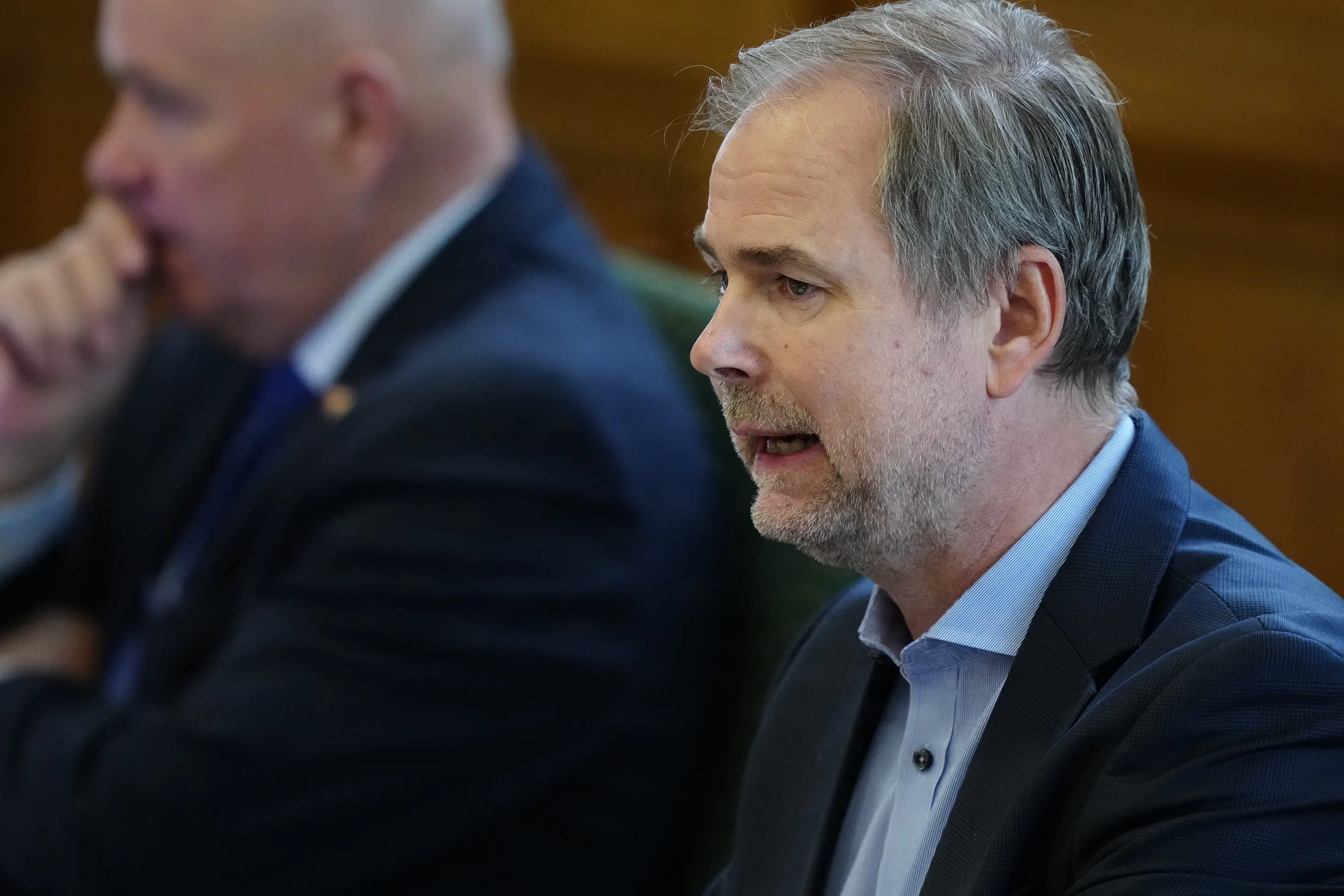 Snart skal det være lettere at få repareret telefonen og køleskabet