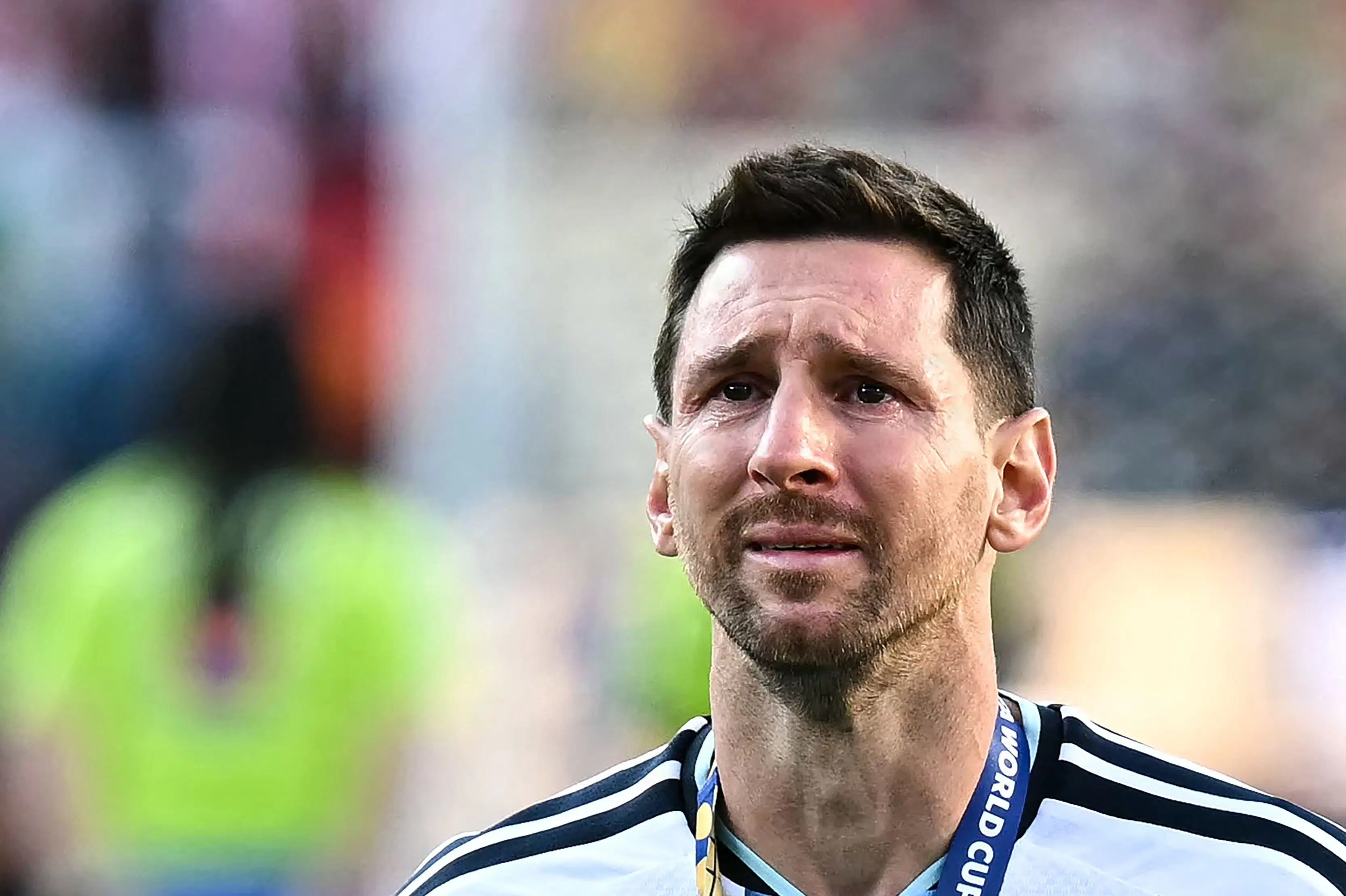 Messi hylder sin afdøde far og overvejer karrierestop