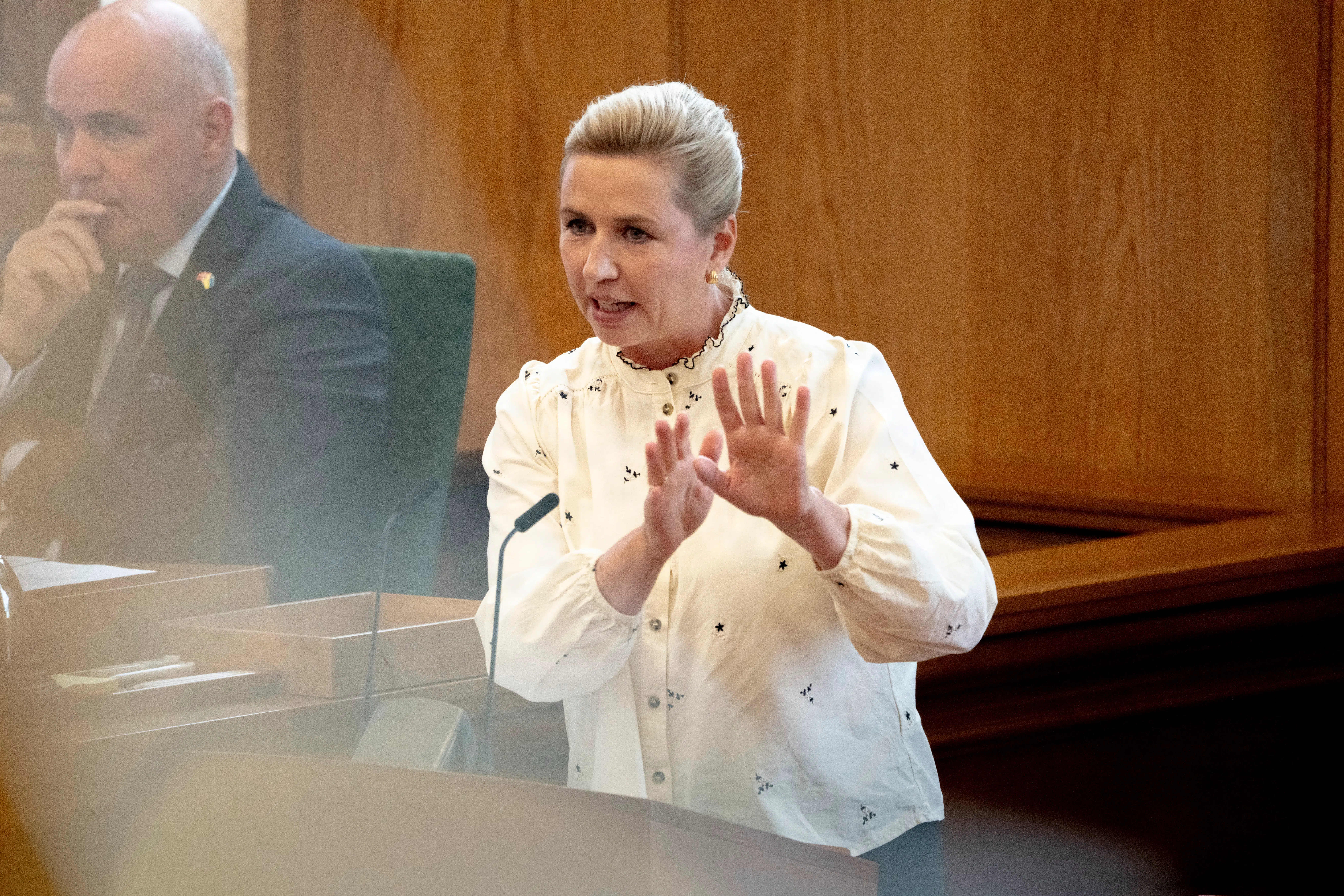 Socialdemokratiske ministre på række vil ikke garantere, hvorvidt retsforbehold kan komme til afstemning