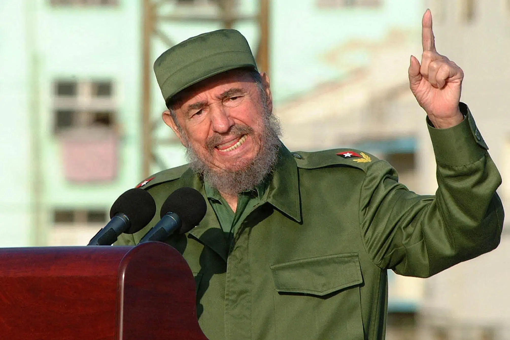 Cuba fejrer 100-årsdagen for Castros fødsel midt i historisk krise