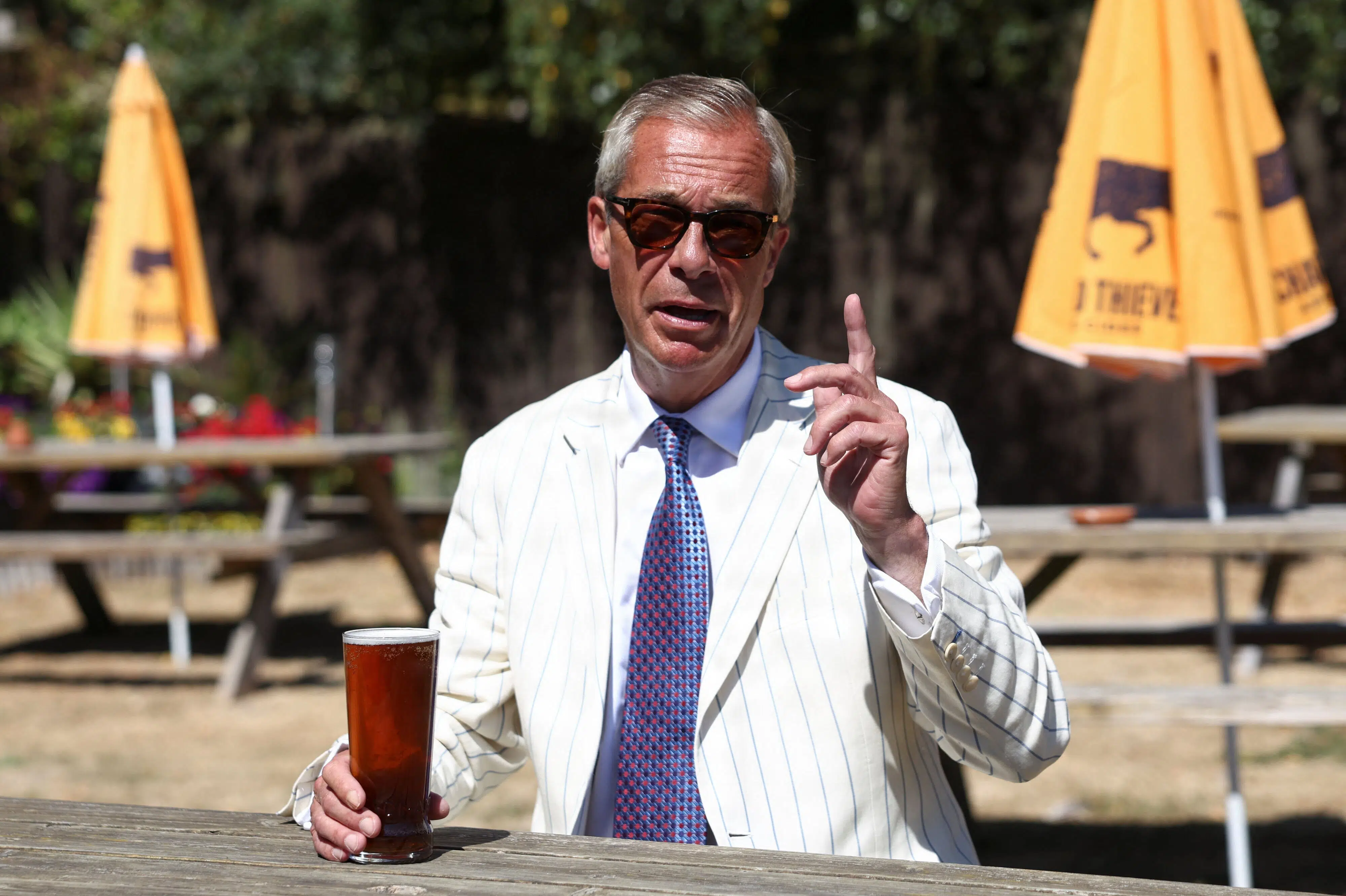 Farage vinder suppleringsvalg om plads i det britiske parlament