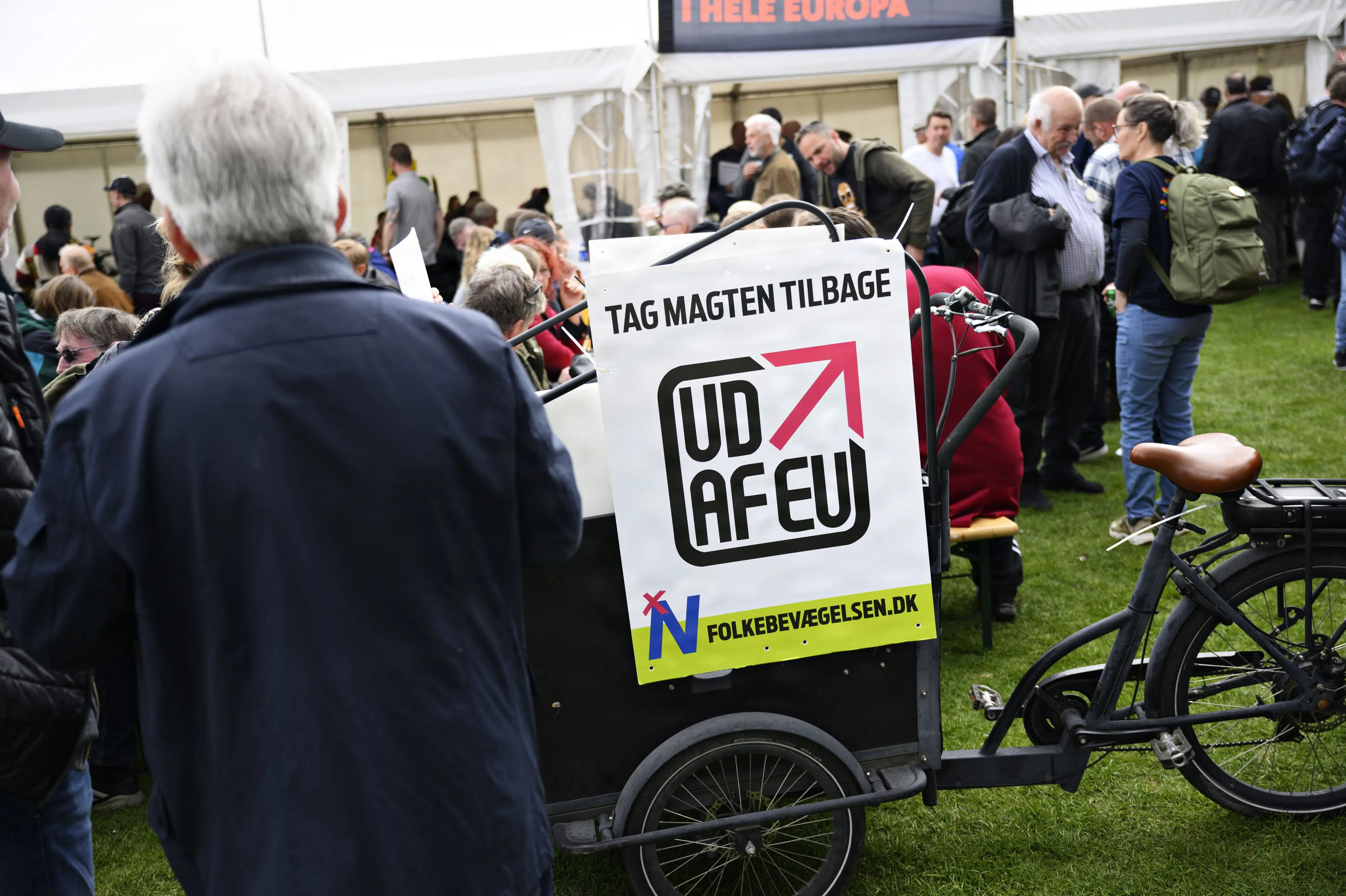 Kurator går til politiet efter konkurs i Folkebevægelsen mod EU