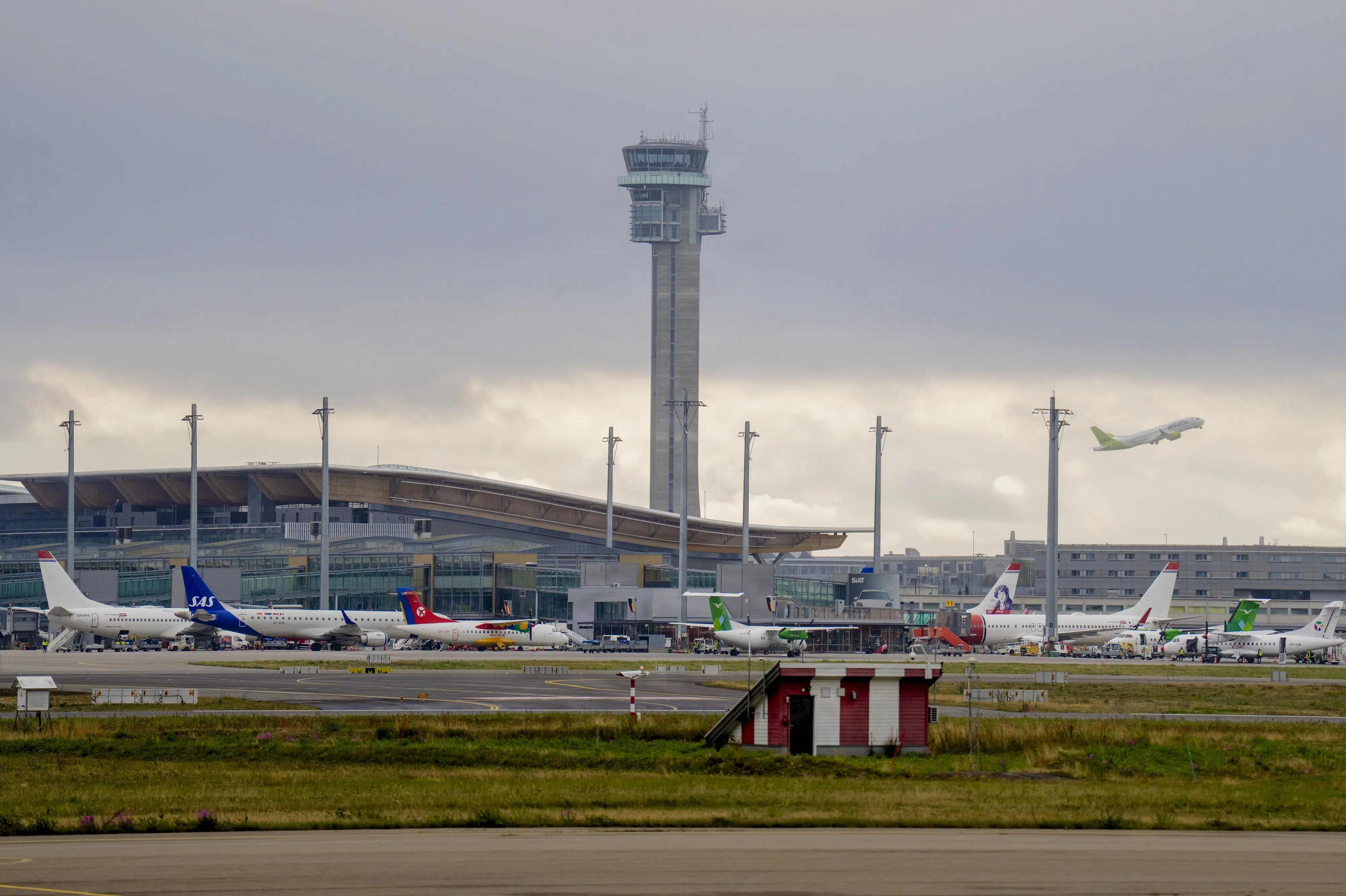 Norway air traffic strike leaves hundreds sleeping at Bergen Airport