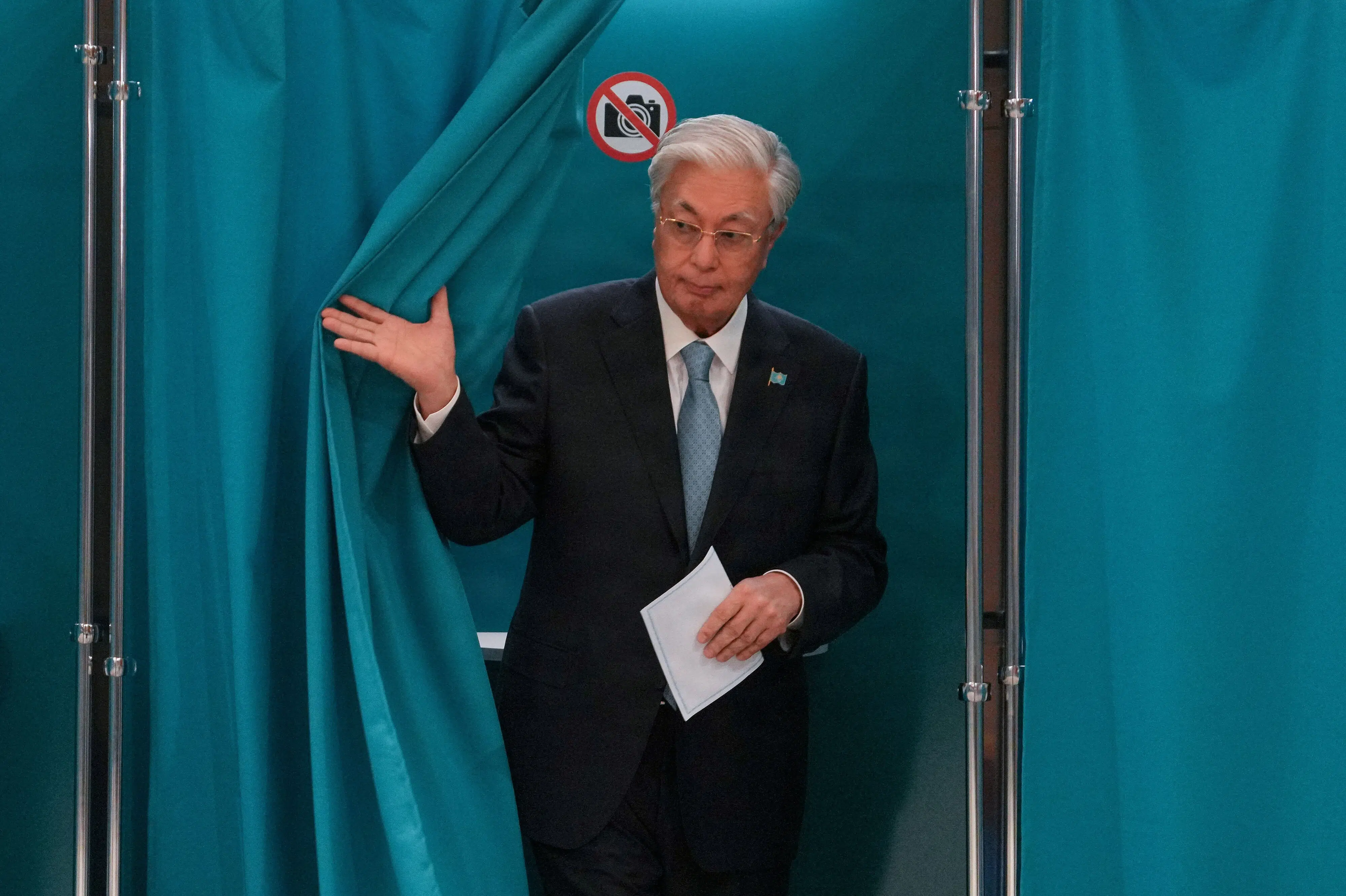Tokayev-loyal party wins big in Kazakhstan election