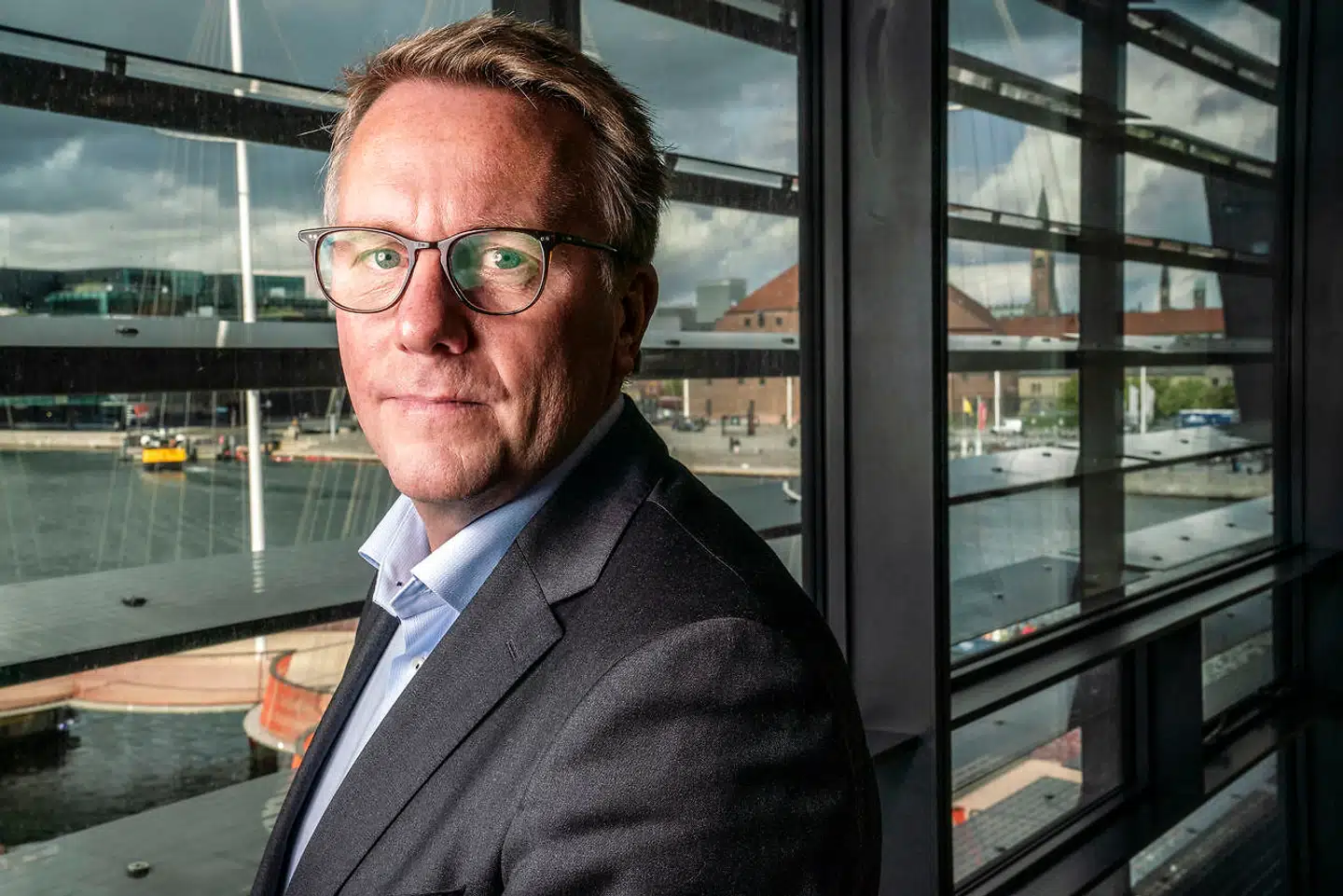 Folketingets store partier kræver nu nye svar fra skatteminister Morten Bødskov (S) i balladen om, at et nyt system for boligskatter er udskudt.