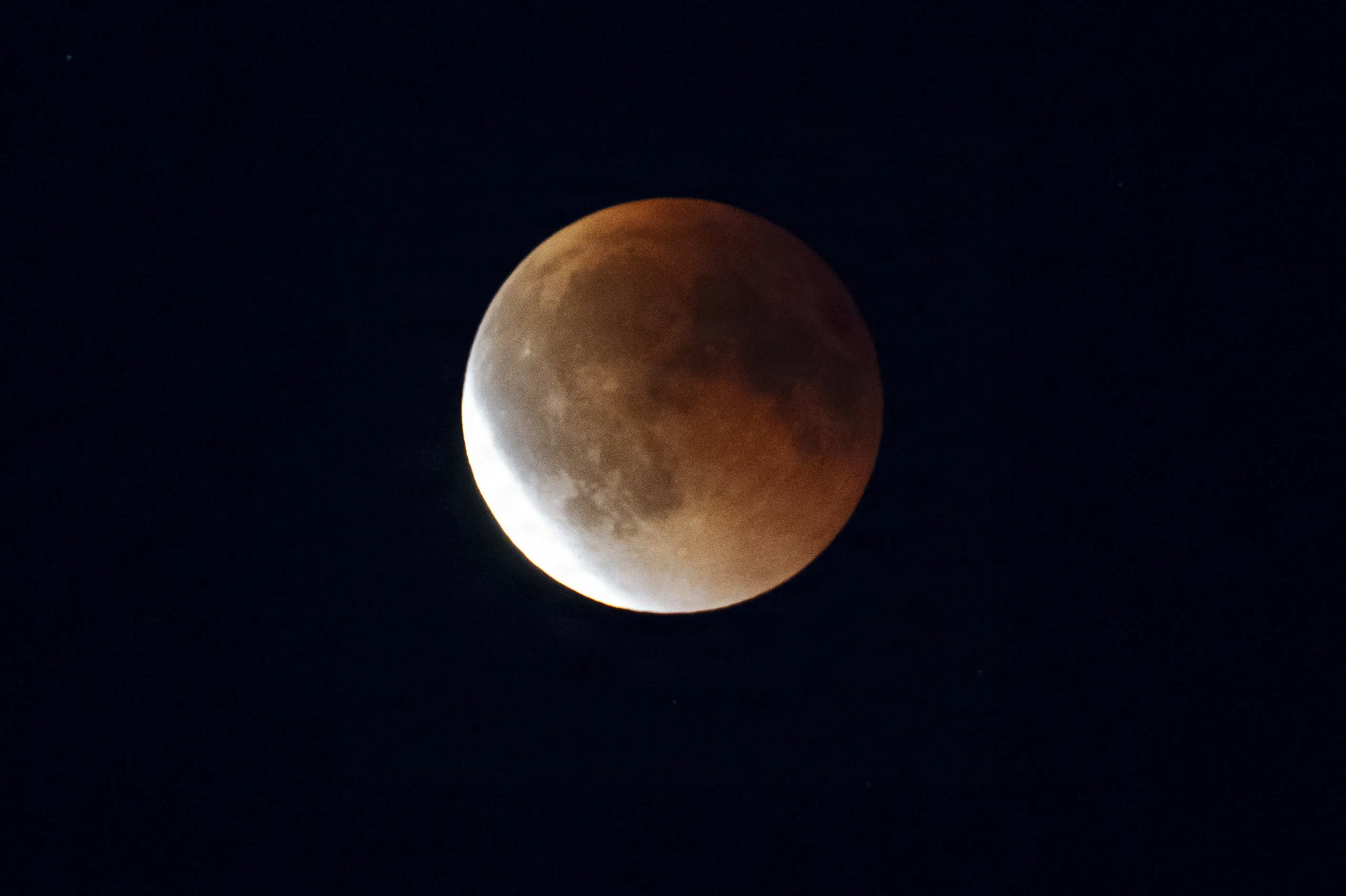 Partial lunar eclipse to cast reddish hue over Denmark Friday morning