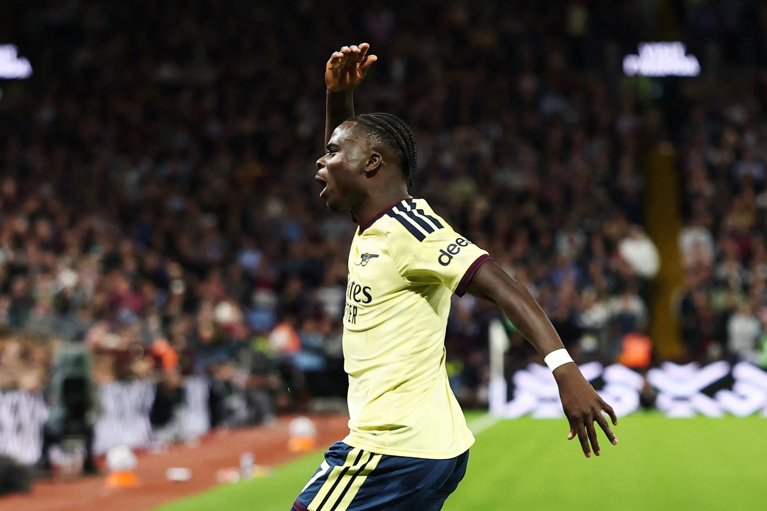 Saka’s Winner Keeps Defending Champions Arsenal on Track