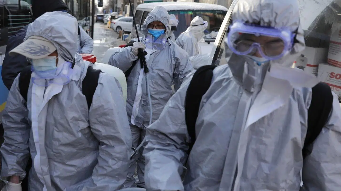 Antallet af smittede på verdensplan er nu over 67.000, hvoraf langt den overvejende del er i Kina, hvor der er 66.496 smittede.