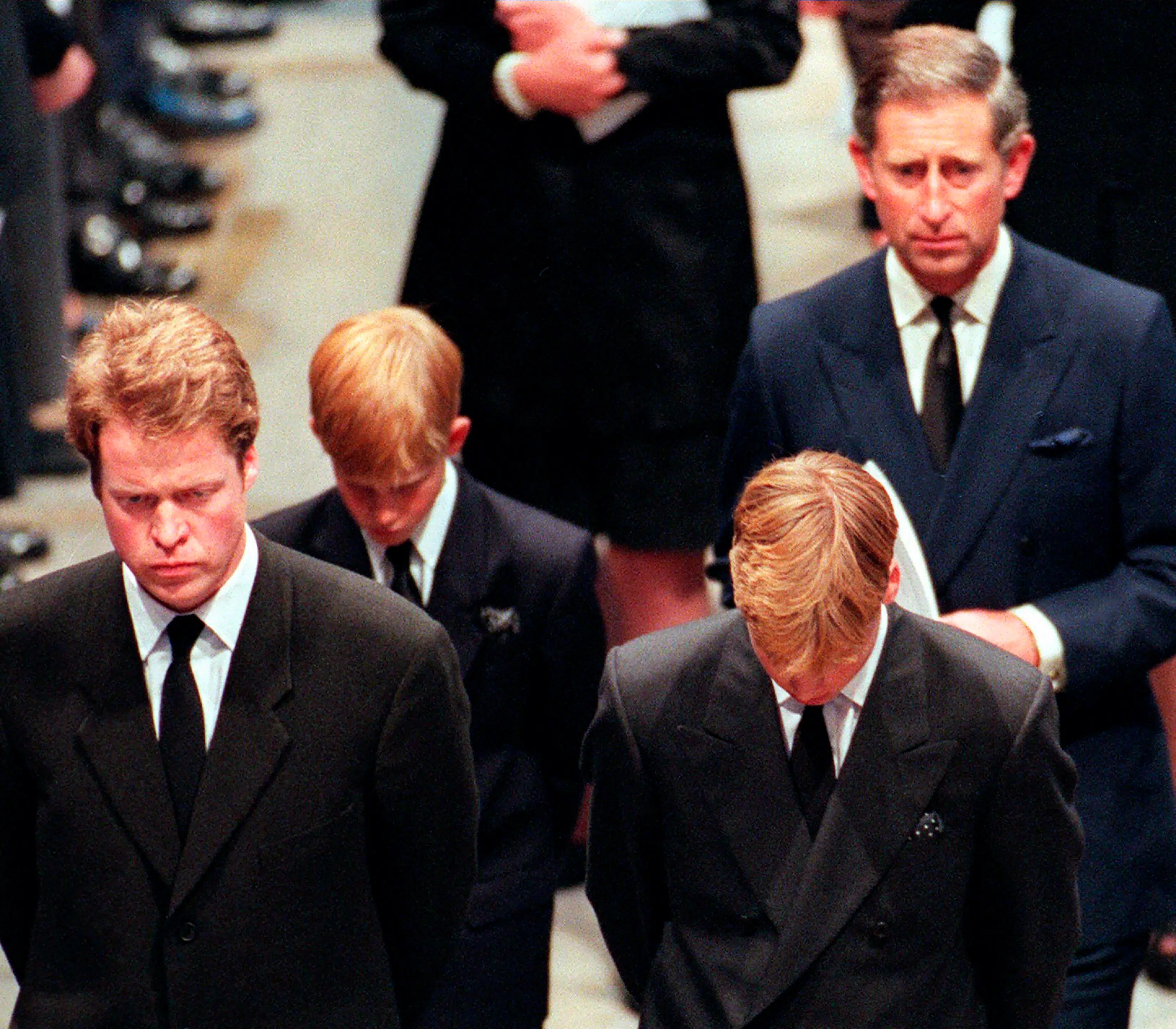 Jakob Steen Olsen: Kong Charles' reaktion vidner om, at Buckingham Palace skælver 