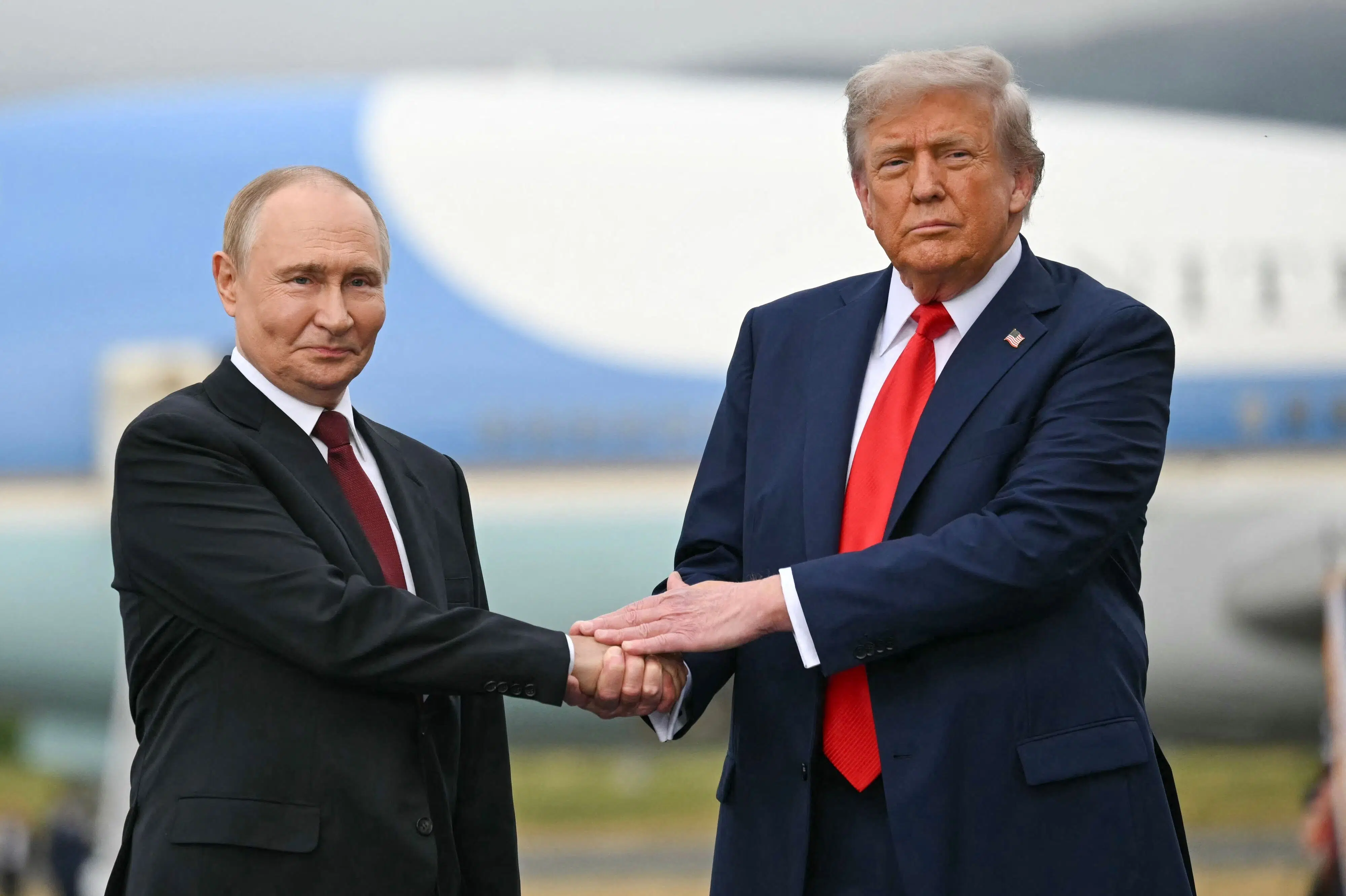 USA indfører omfattende sanktioner mod Rusland