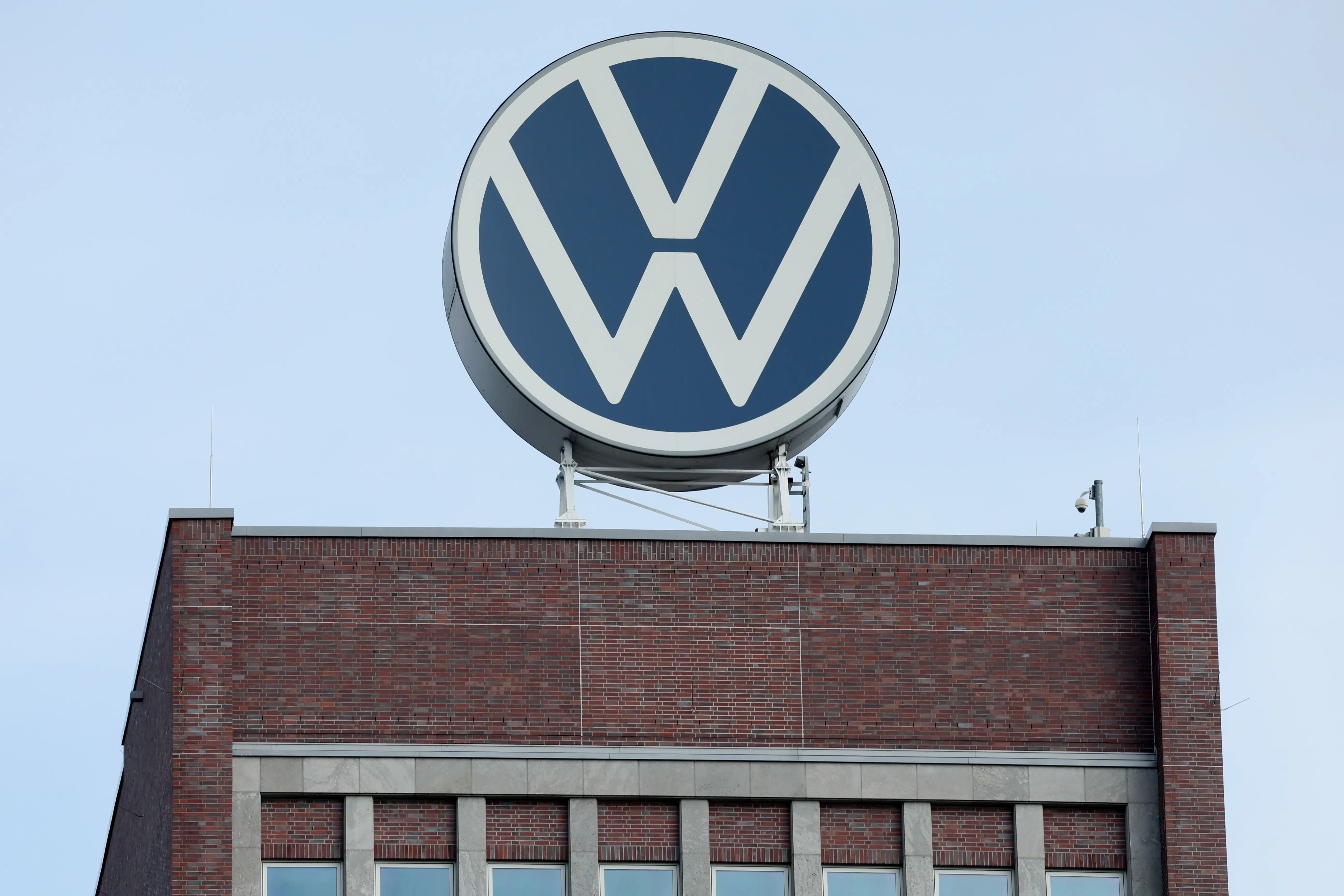 Krisen, der ingen ende vil tage. Nu ryger Volkswagen ud af vigtig liste