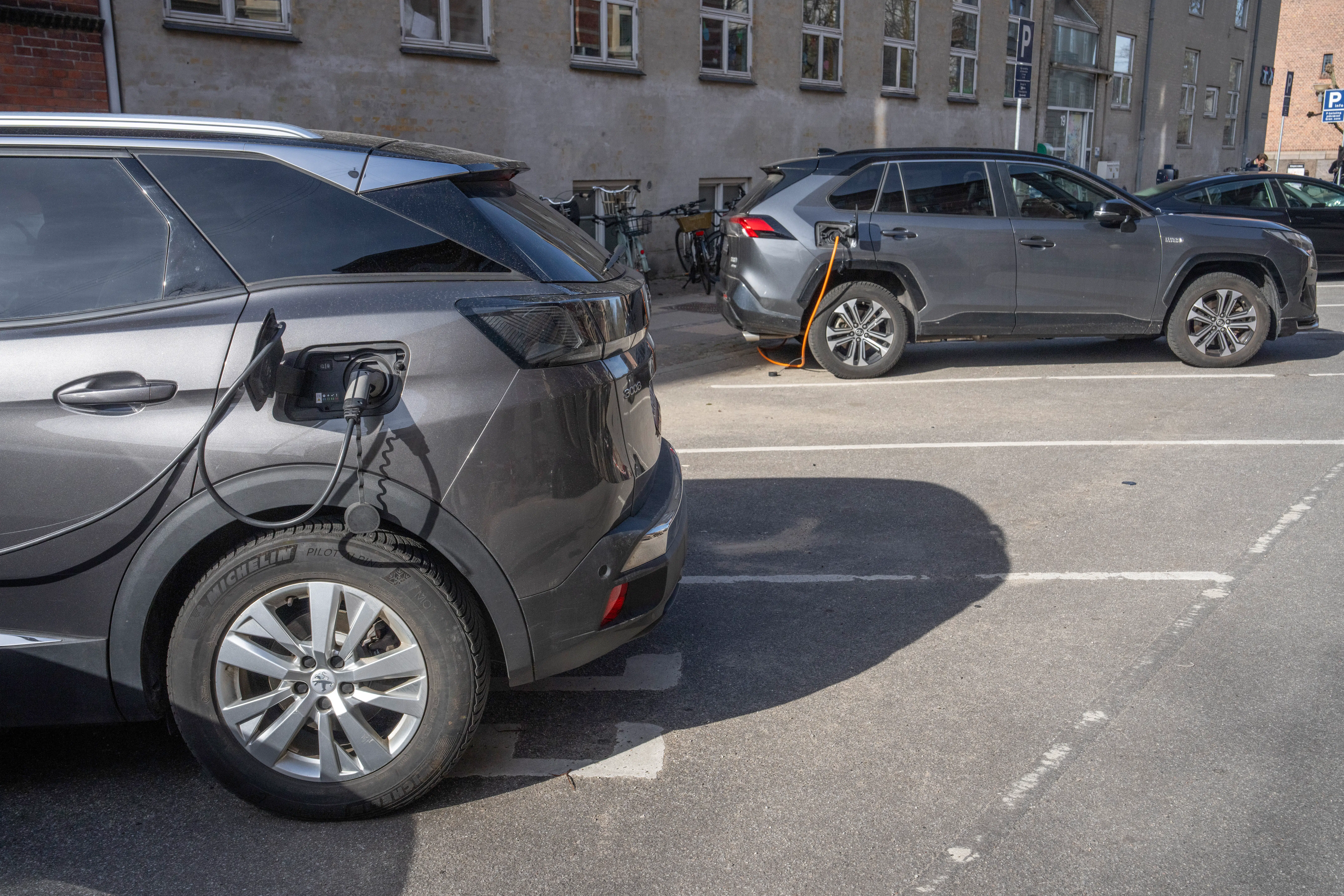 Elprisen topper igen i aften – fossil energi er blevet dyrere