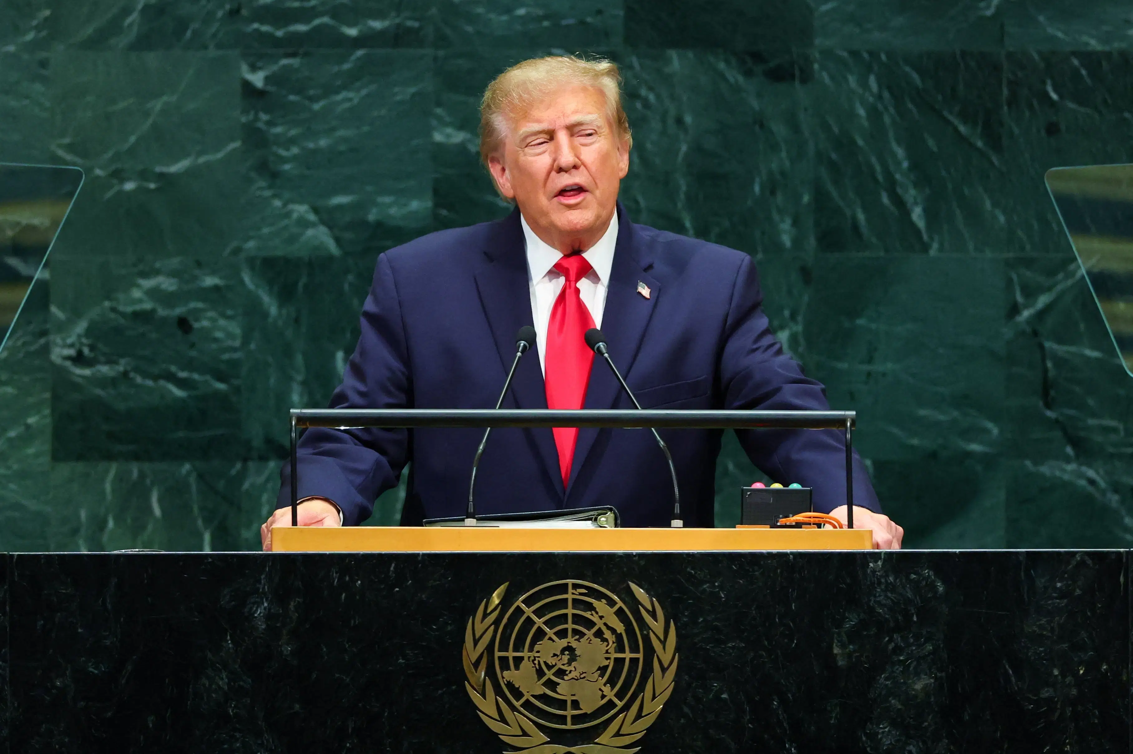 Trump tror på aftale med Iran efter midtvejsvalget