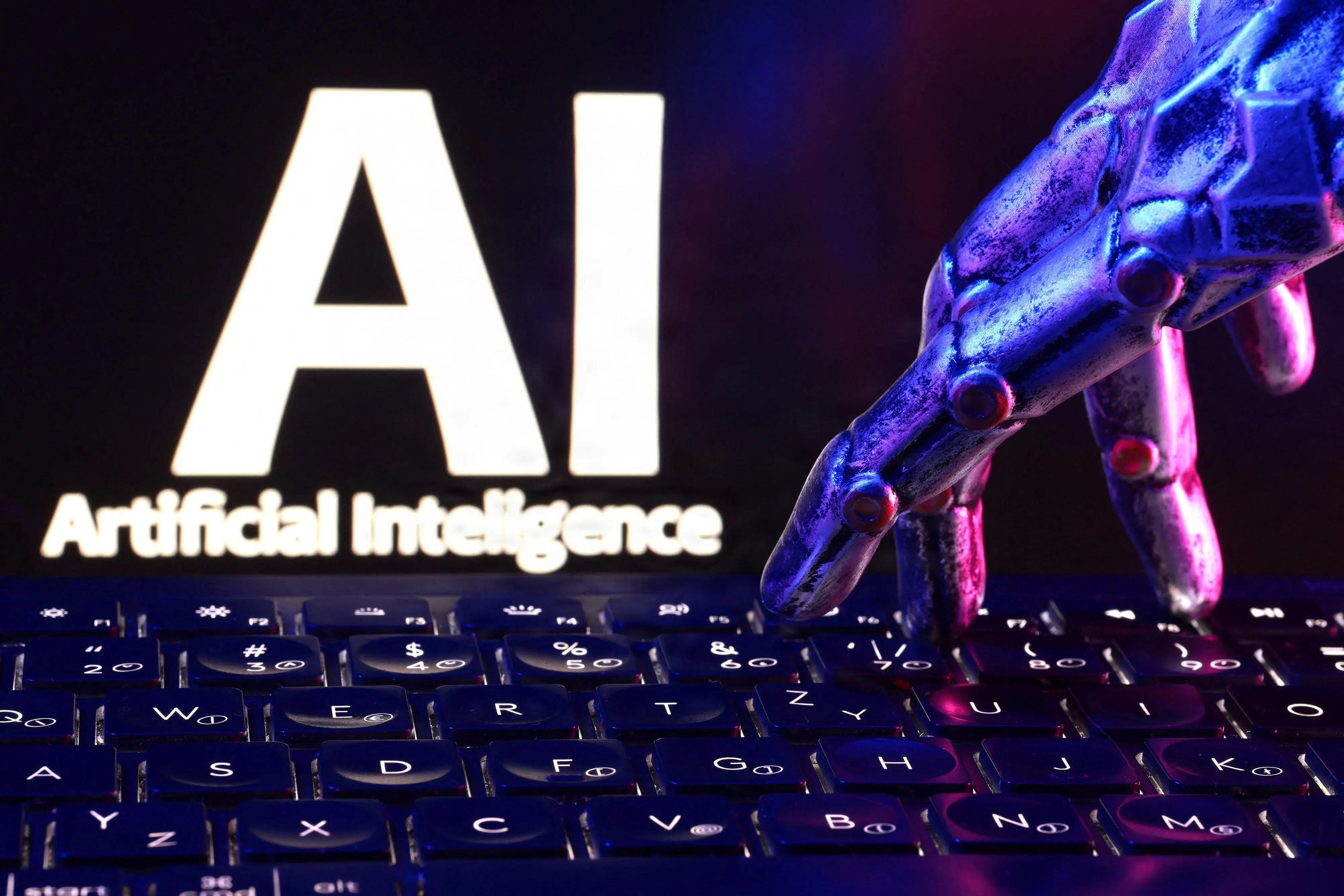 Topstrateg afviser AI-frygt: Her er AIs nye vindere