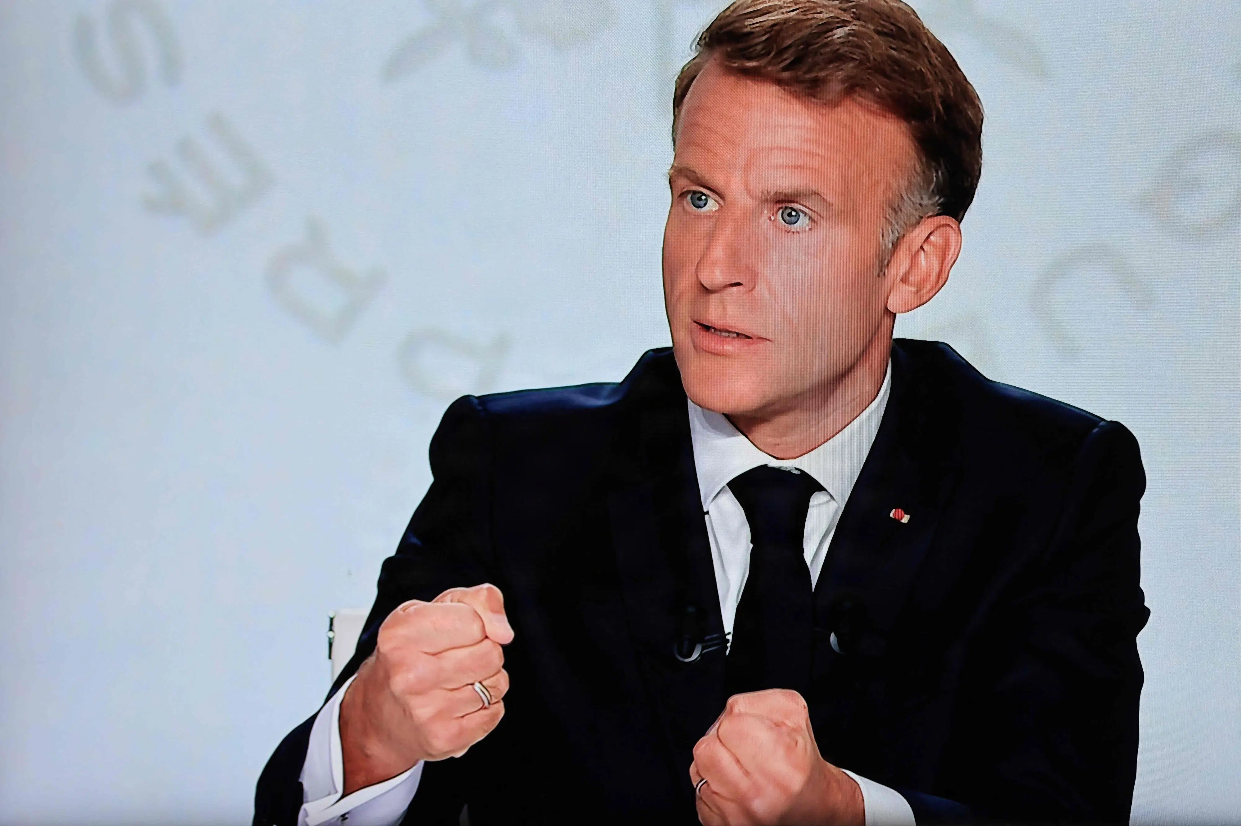 Frankrig vil sende soldater til vigtig olierute i Saudi-Arabien