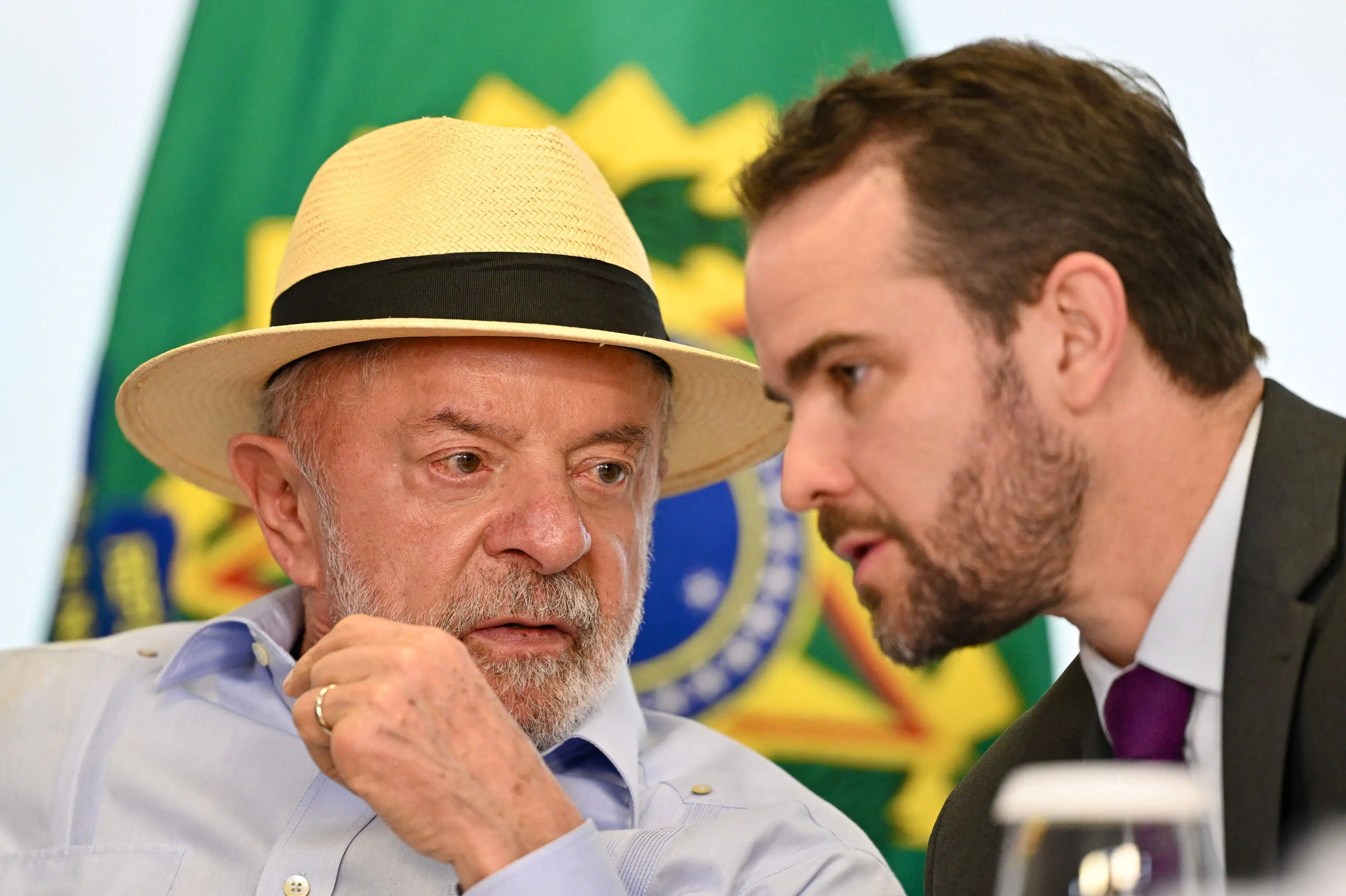 Brasiliens præsident forbyder online sportsbetting forud for valg