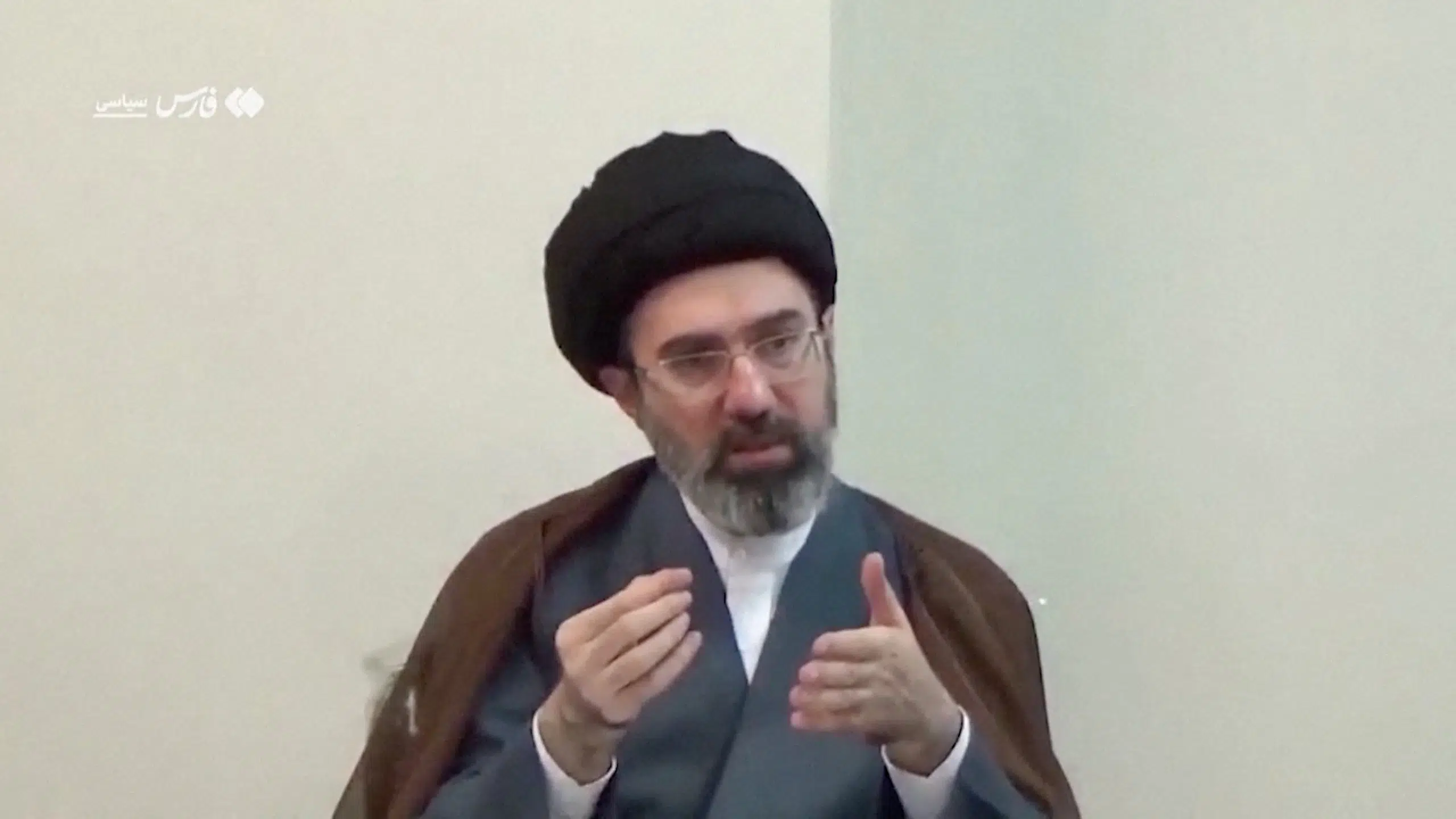In Iran, Talk of Whether to Build a Nuclear Bomb Bursts Into the Open